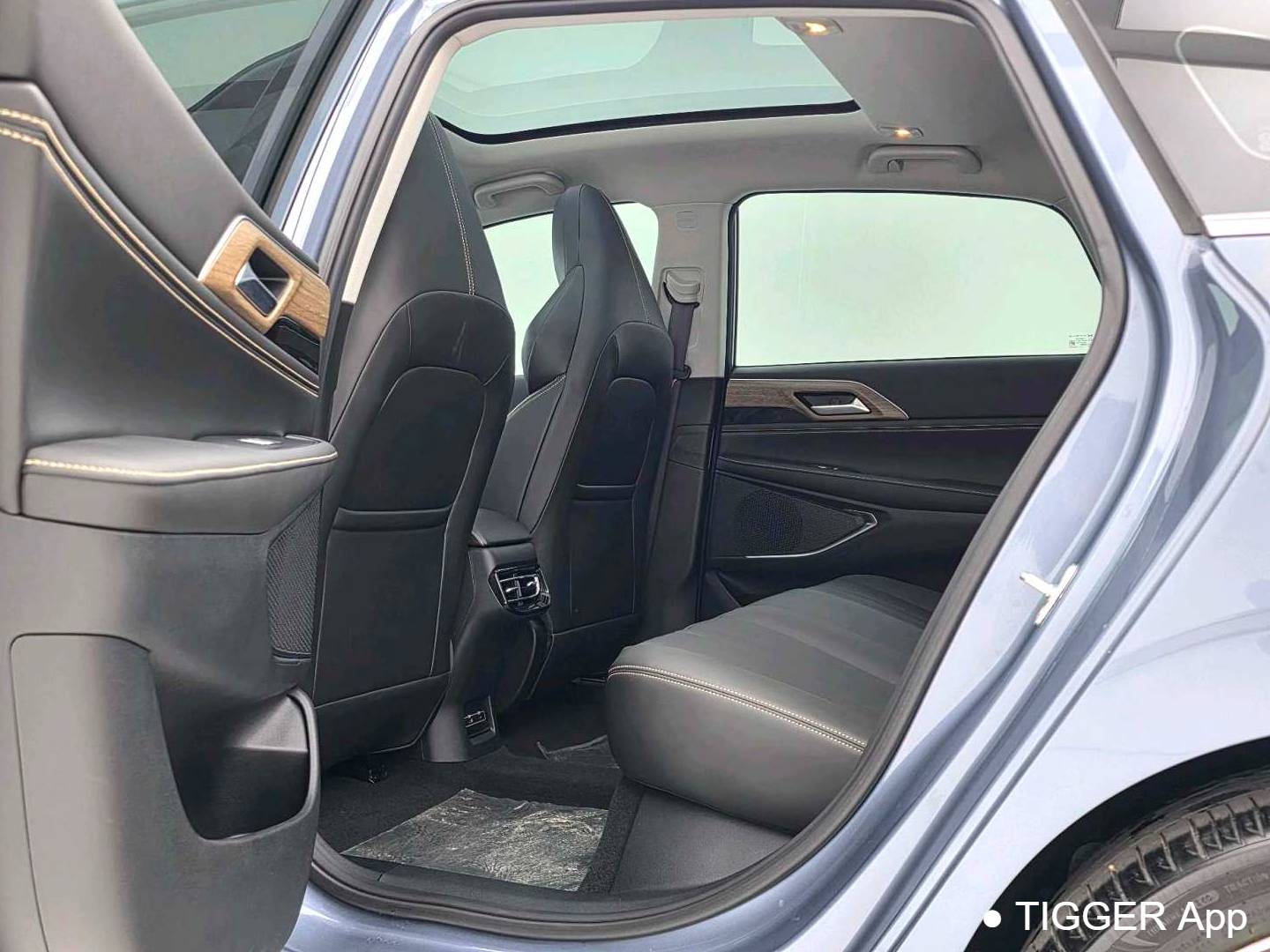 XPENG  2022 P5 460E+Automatic Transmission