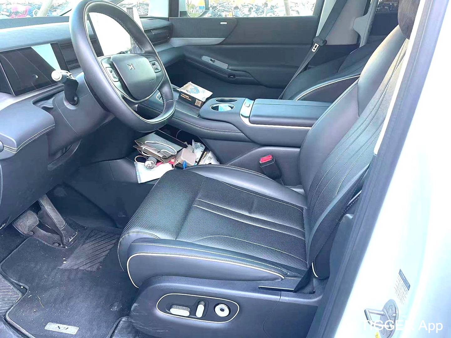 XPENG  2024 X9 610 Long Range Pro Automatic Transmission