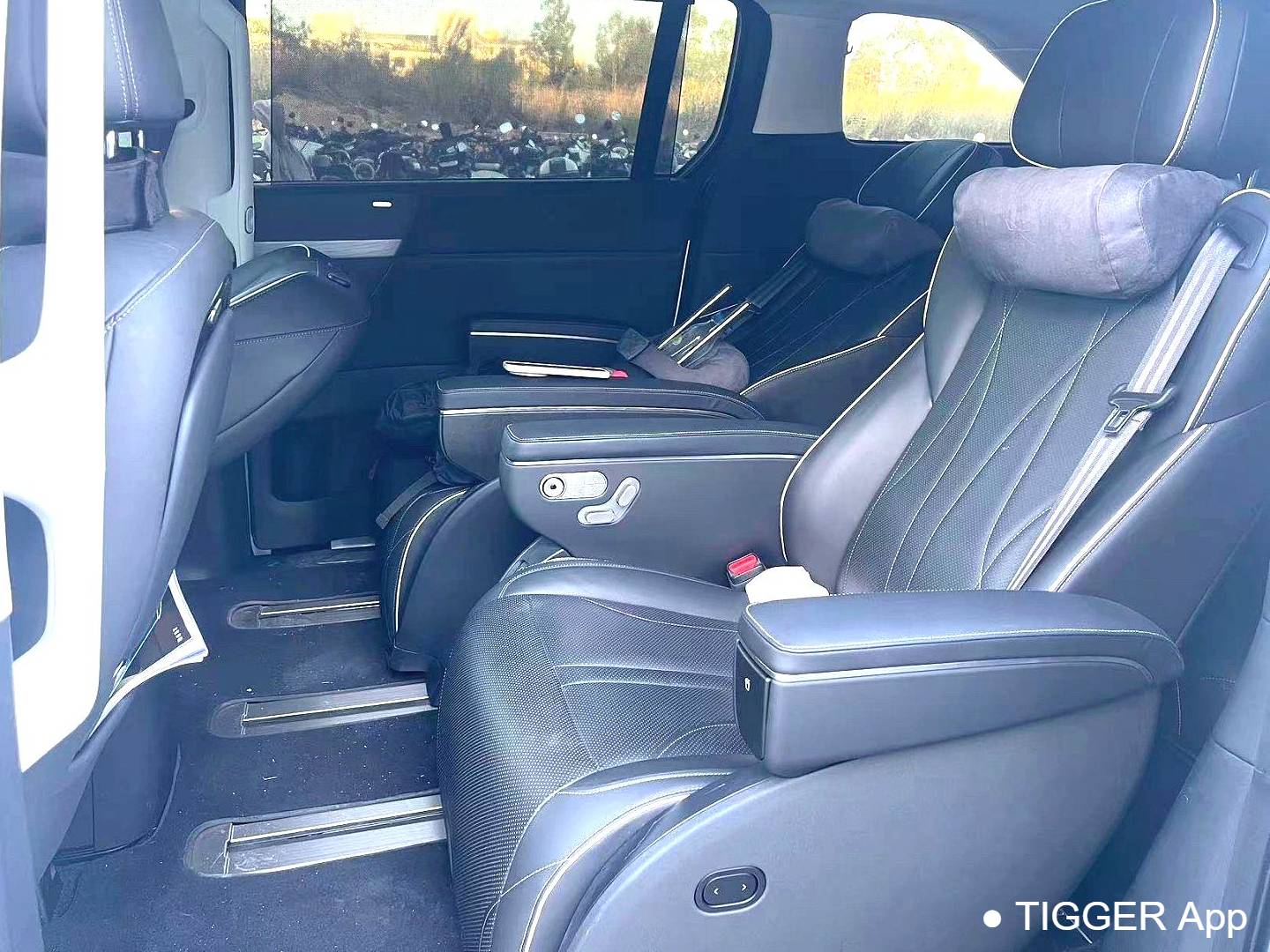 XPENG  2024 X9 610 Long Range Pro Automatic Transmission