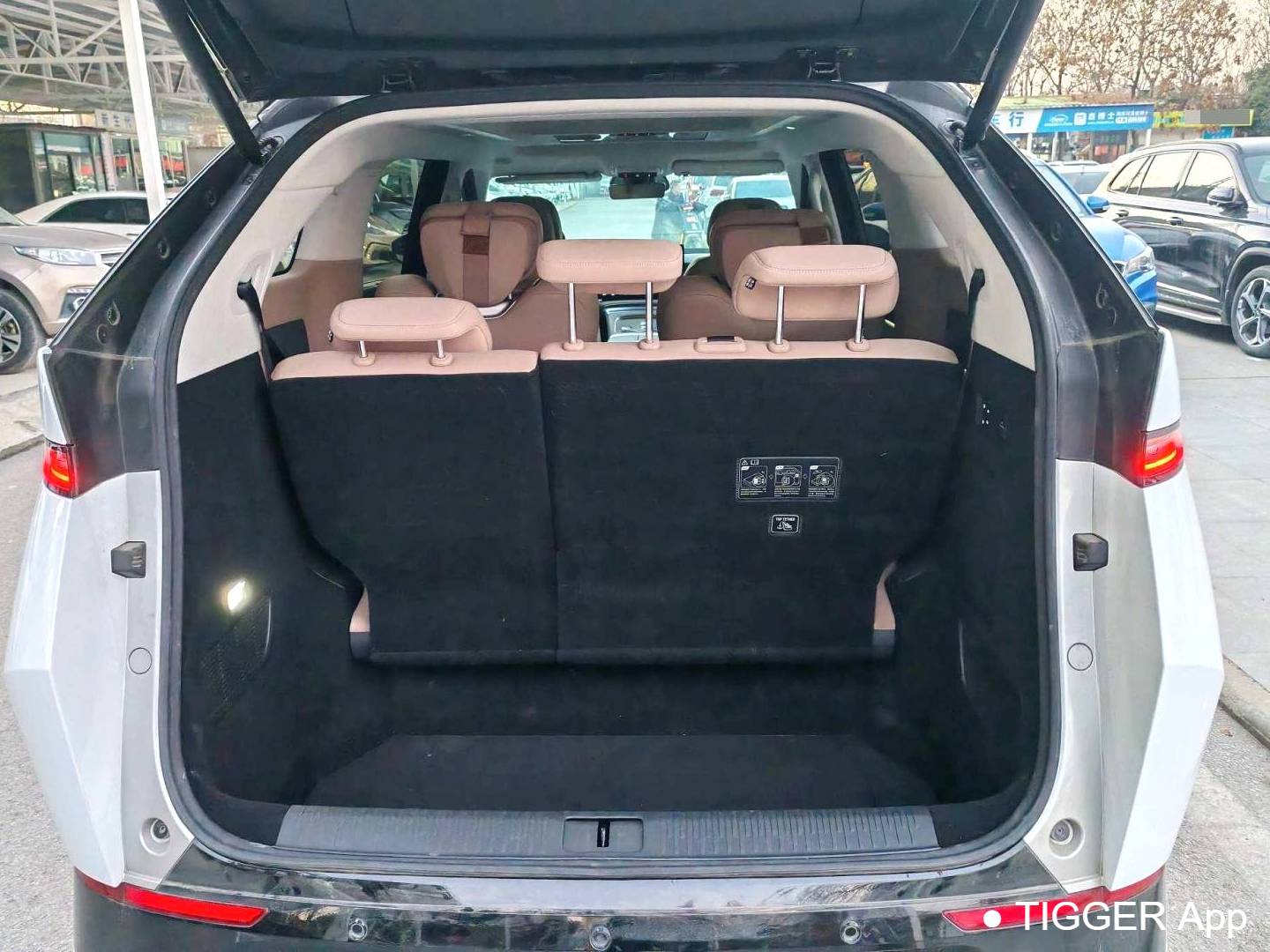 XPENG 2024 X9 702 Long Range Max Automatic Transmission