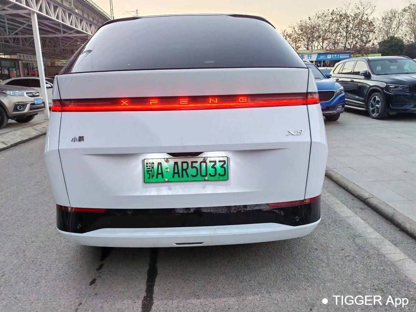 XPENG 2024 X9 702 Long Range Max Automatic Transmission