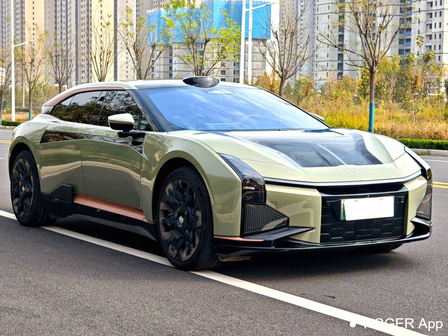 HiPhi 2023 HiPhi Z 5-seater automatic transmission