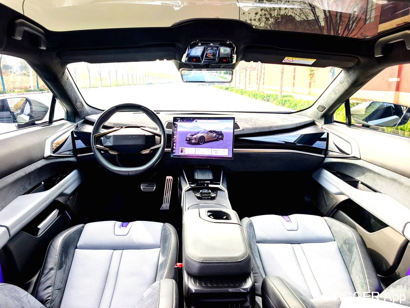 HiPhi 2023 HiPhi Z 5-seater automatic transmission