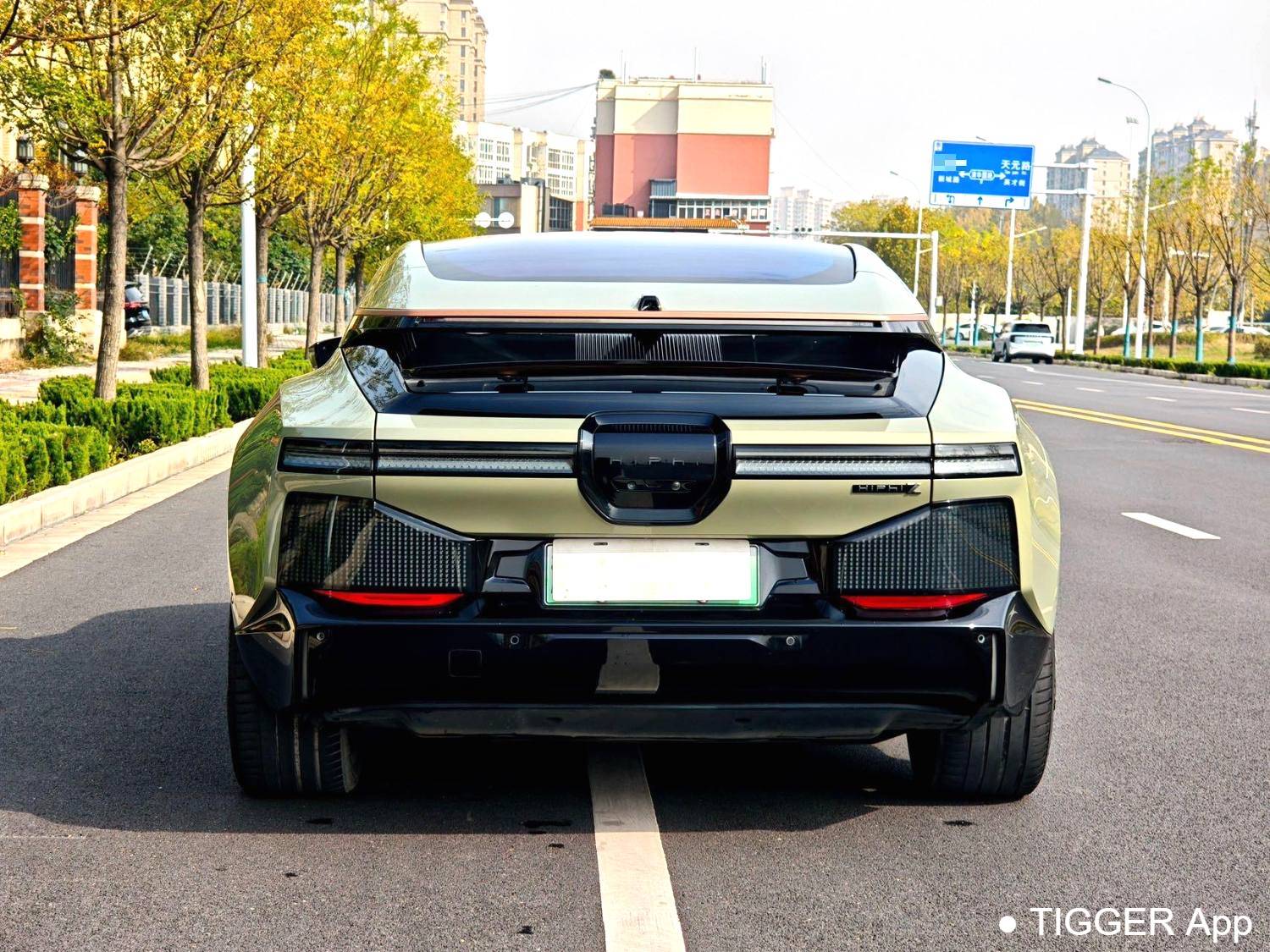 HiPhi 2023 HiPhi Z 5-seater automatic transmission