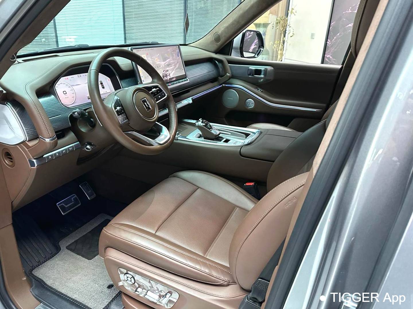 TANK  2024 TANK  700 Hi4-T 3.0T Ultimate Edition Automatic Transmission