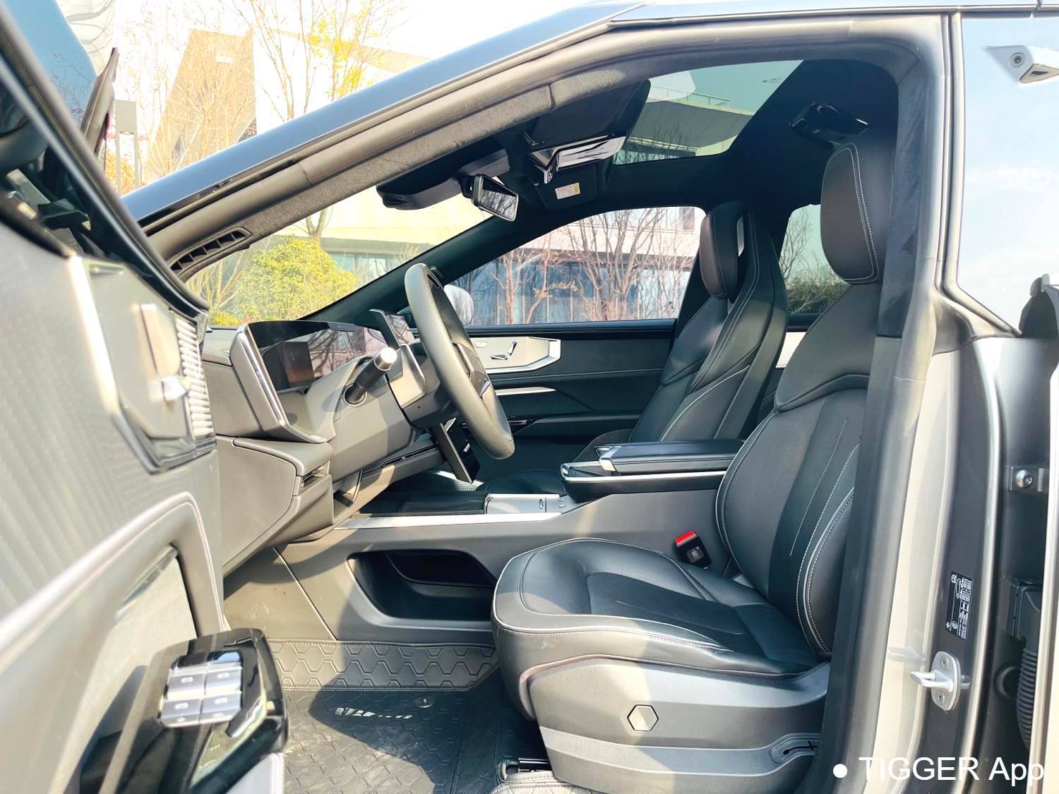 Used HiPhi 2023 HiPhi Y 810km Long Range Automatic Transmission