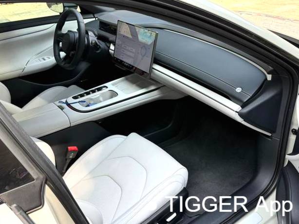 Xiaomi 2024 SU7 830km rear wheel drive ultra long range advanced intelligent driving Pro version automatic transmission