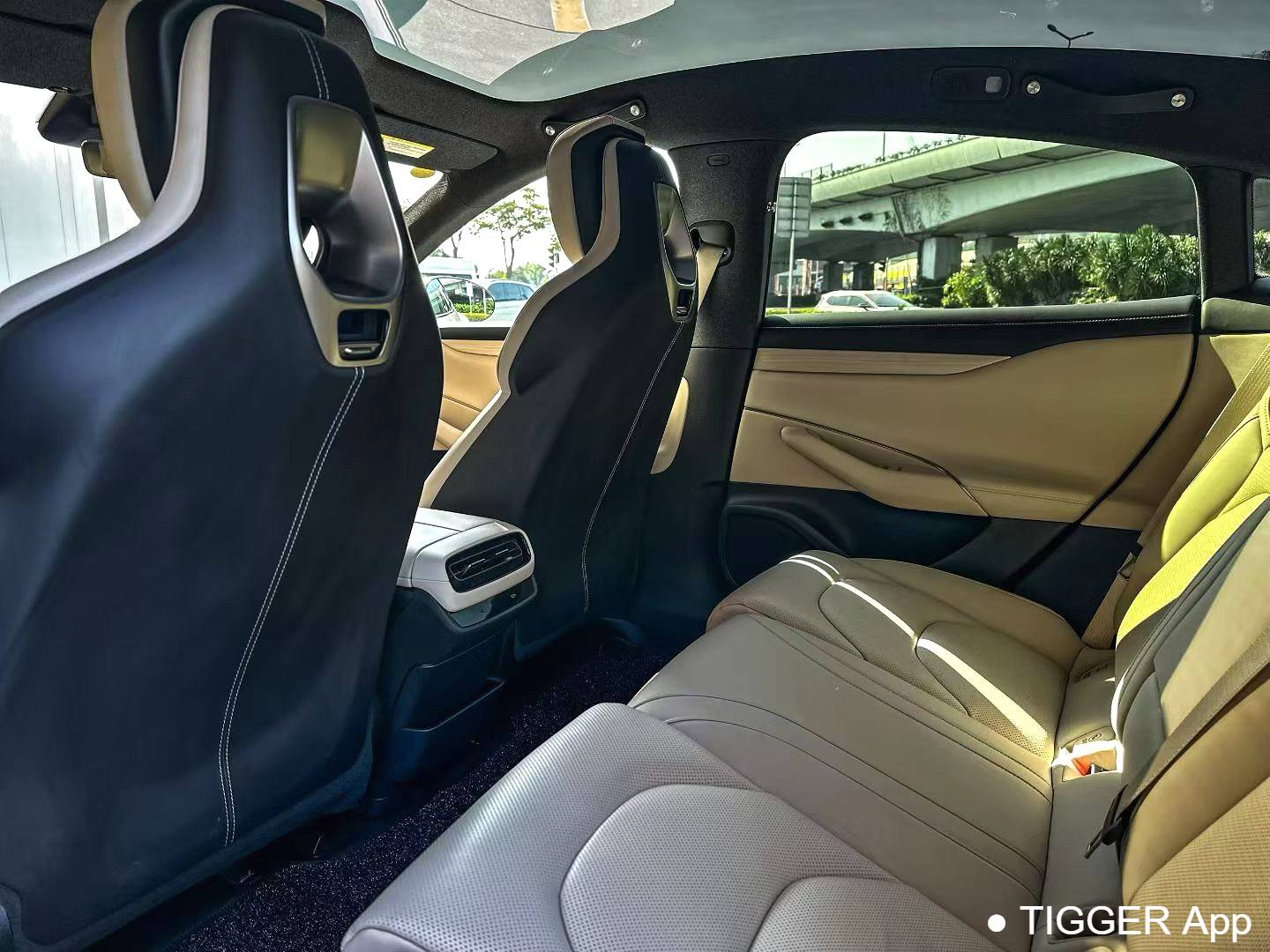 used Xiaomi 2024 SU7 700km rear wheel drive standard founding version automatic transmission