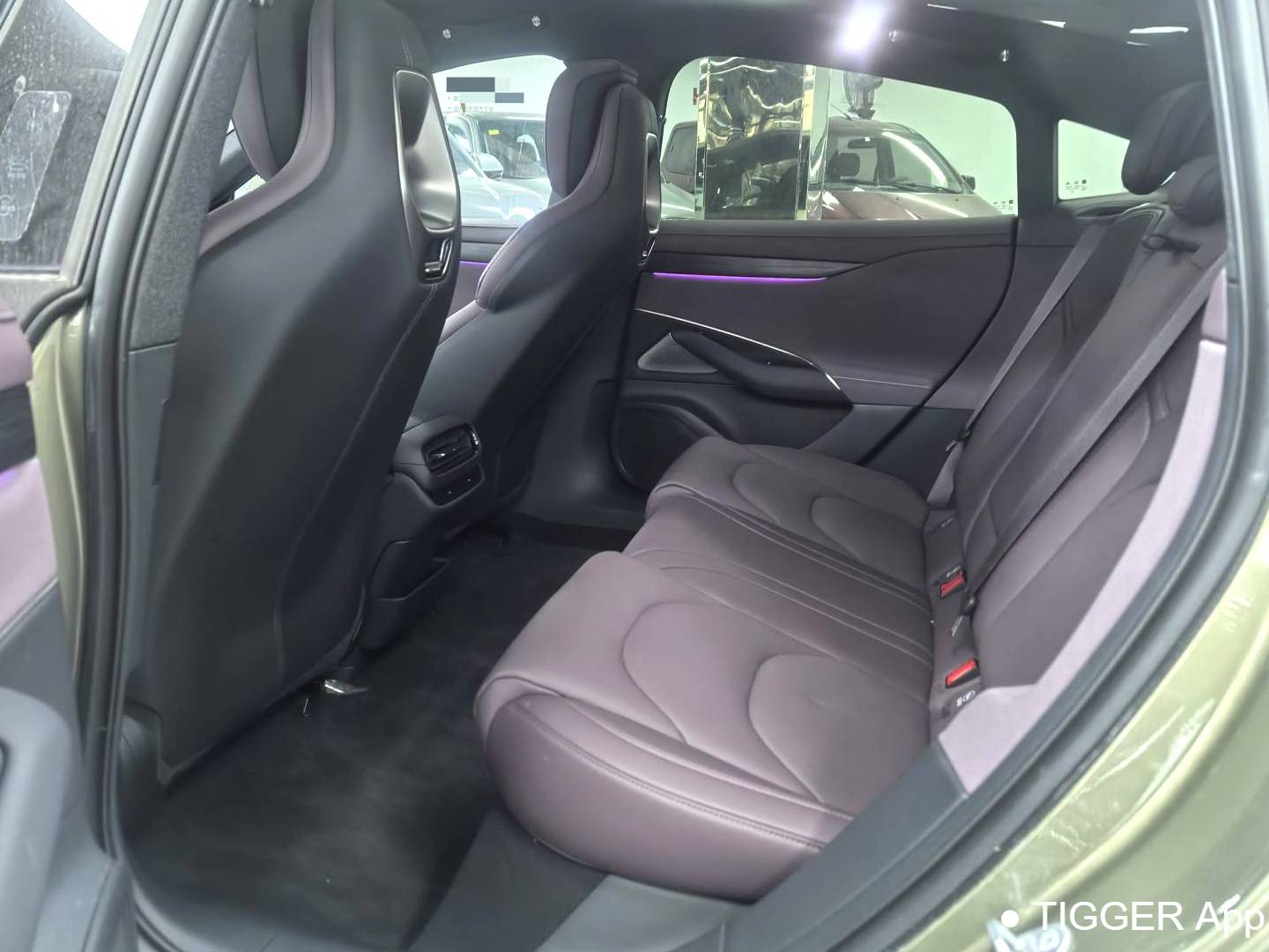 Xiaomi 2024 SU7 700km rear wheel drive long range intelligent driving version automatic transmission