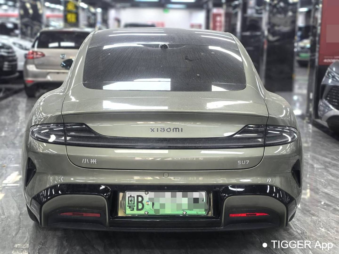 Xiaomi 2024 SU7 700km rear wheel drive long range intelligent driving version automatic transmission