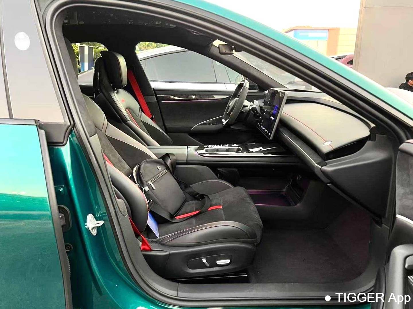 Xiaomi 2025 SU7 Ultra Automatic Transmission