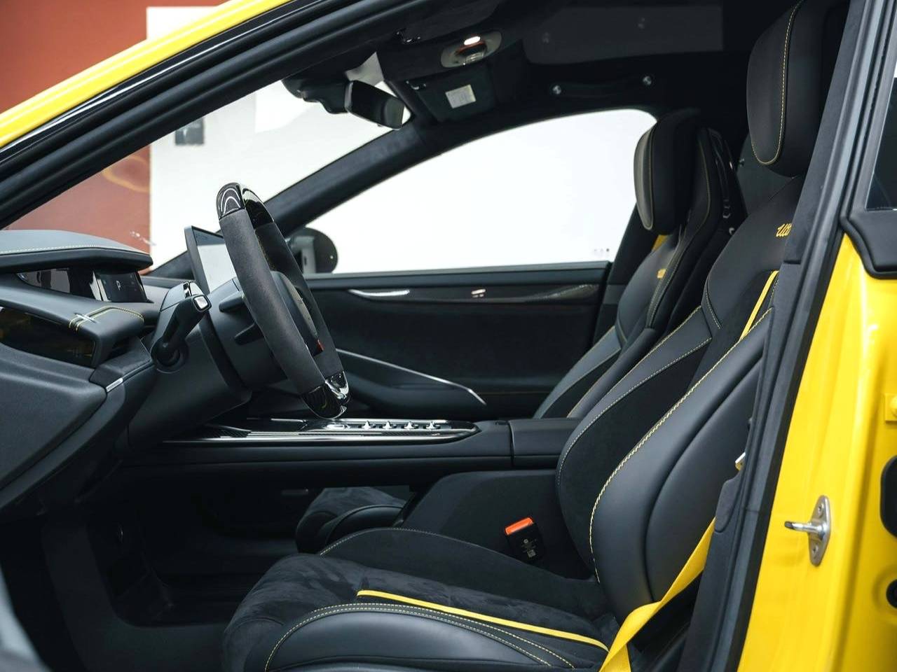 Xiaomi 2025 SU7 Ultra Automatic Transmission