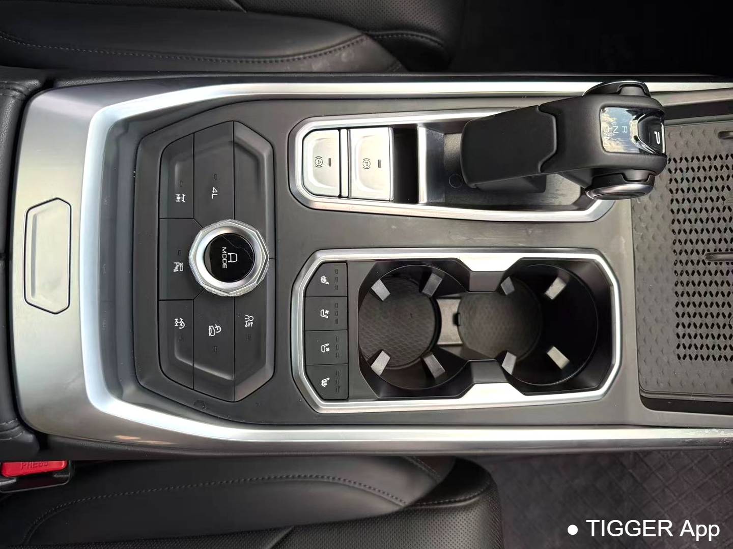 TANK  2024 TANK  400 Hi4-T 2.0T Off road Edition Automatic Transmission