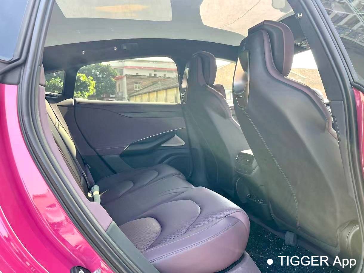 Xiaomi 2024 SU7 800km four-wheel drive ultra long range advanced intelligent driving Max version automatic transmission