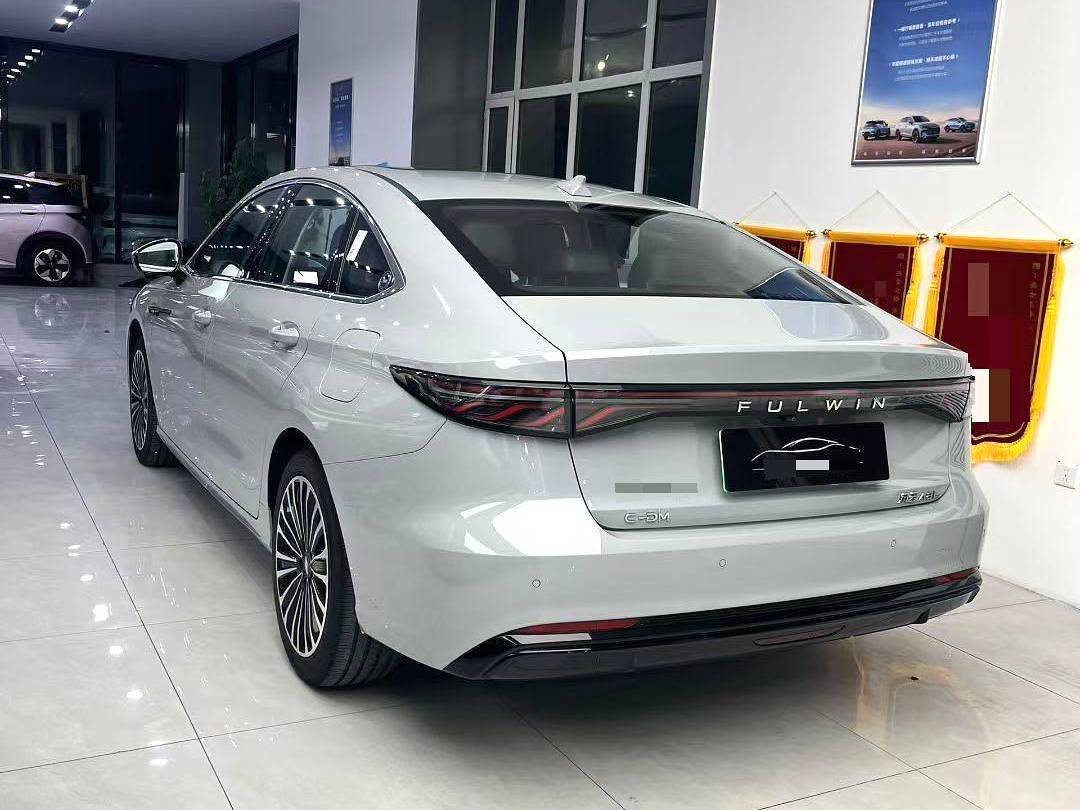 FULWIN 2025 A8L 1.5TGDI 145km Luxury Automatic Transmission