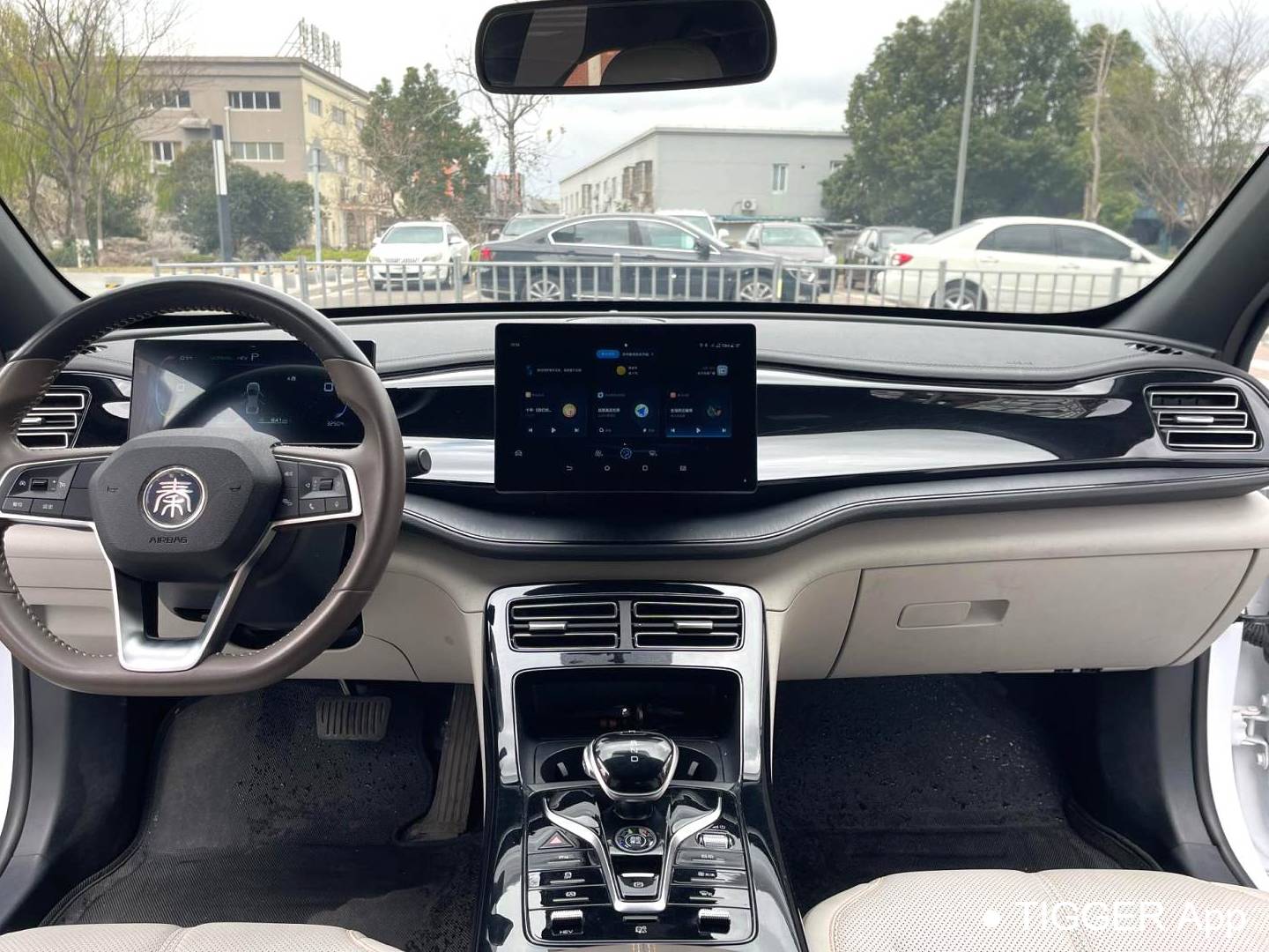 BYD 2024 QIN PLUS DM-i 1.5 Stepless Honor Edition 55KM Leading Automatic Transmission