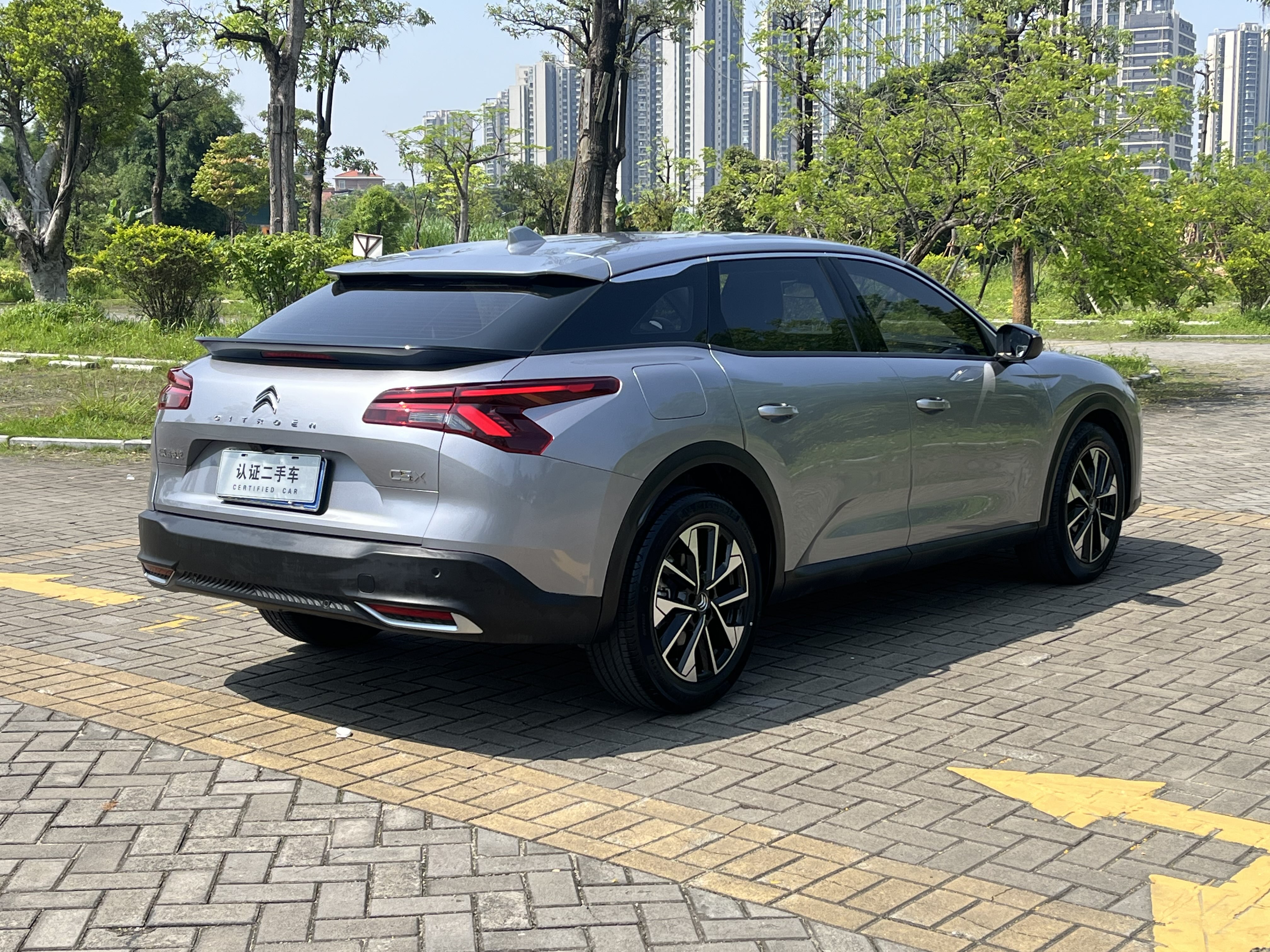 Citroën 2023 Citroën C5 X 1.6T Enjoy Extraordinary Experience