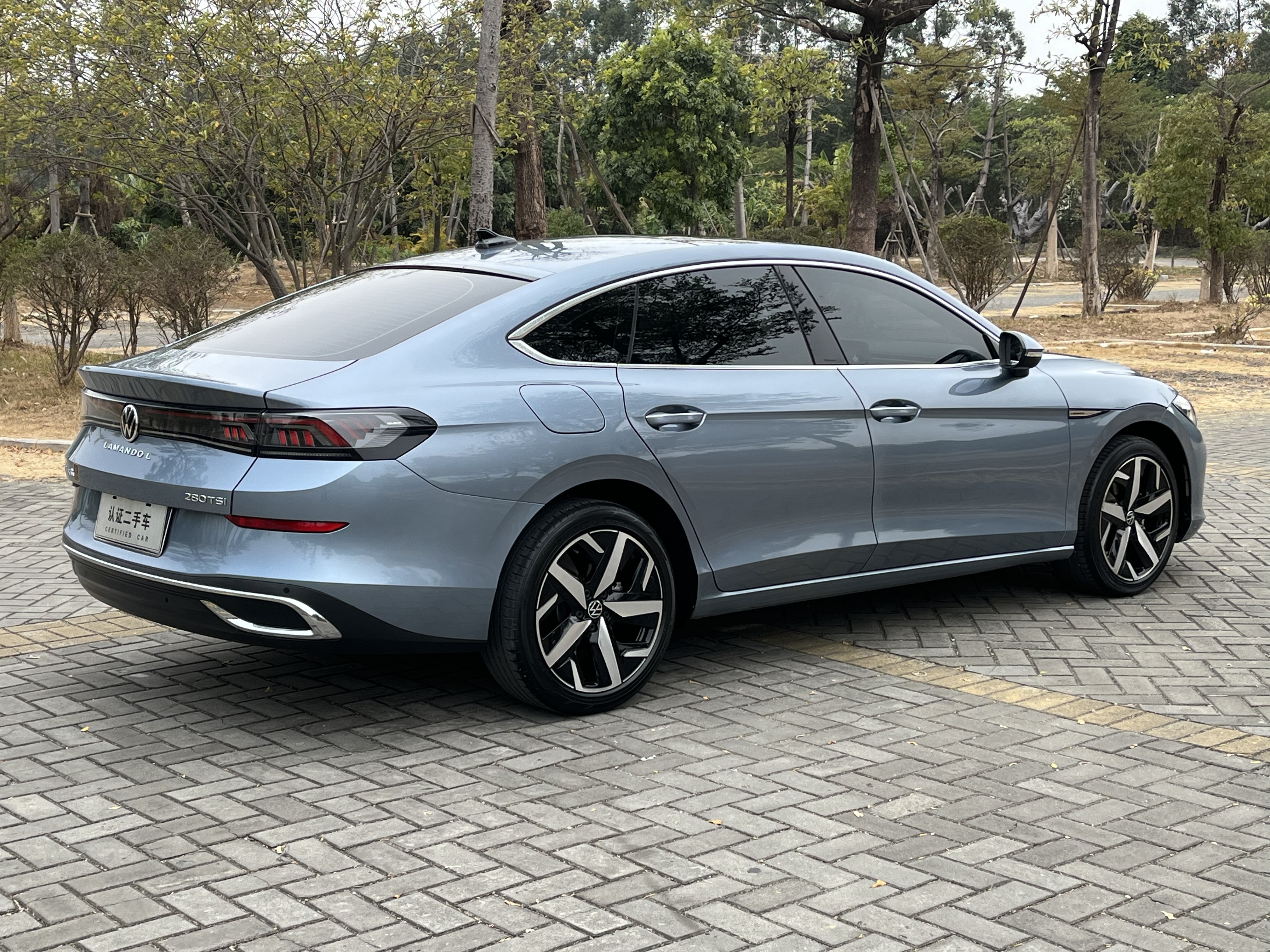 Volkswagen 2022 Lamando 280TSI DSG Deluxe Edition