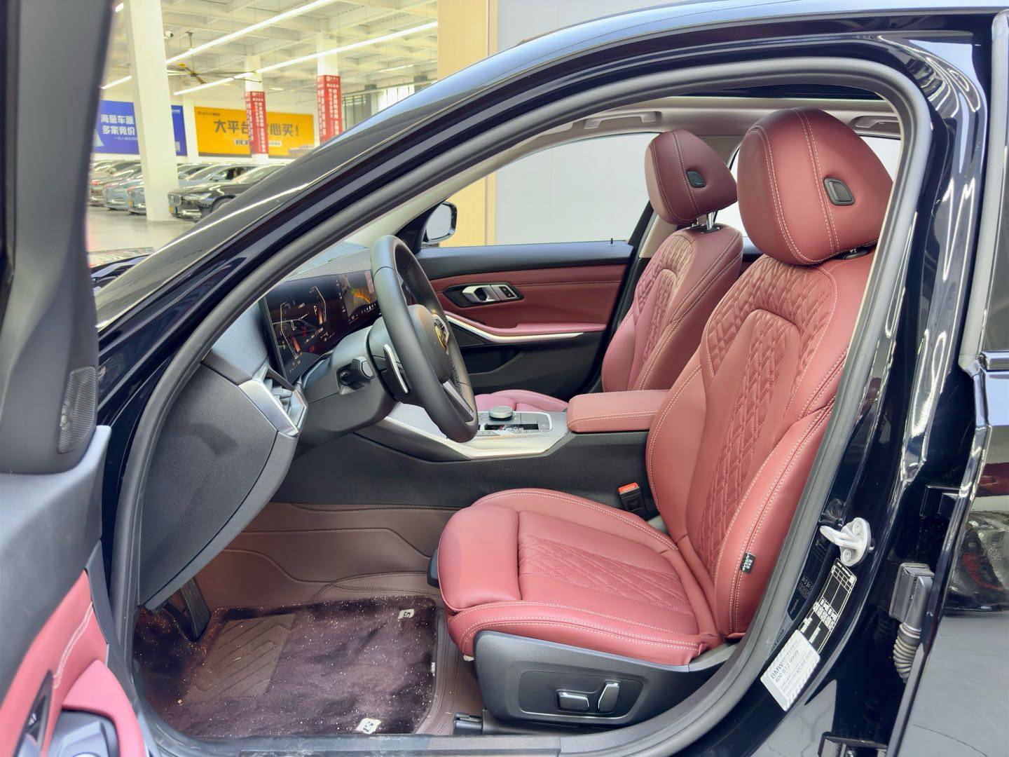 مستعمل BMW 2024 3 Series 325Li M Sports Night Set