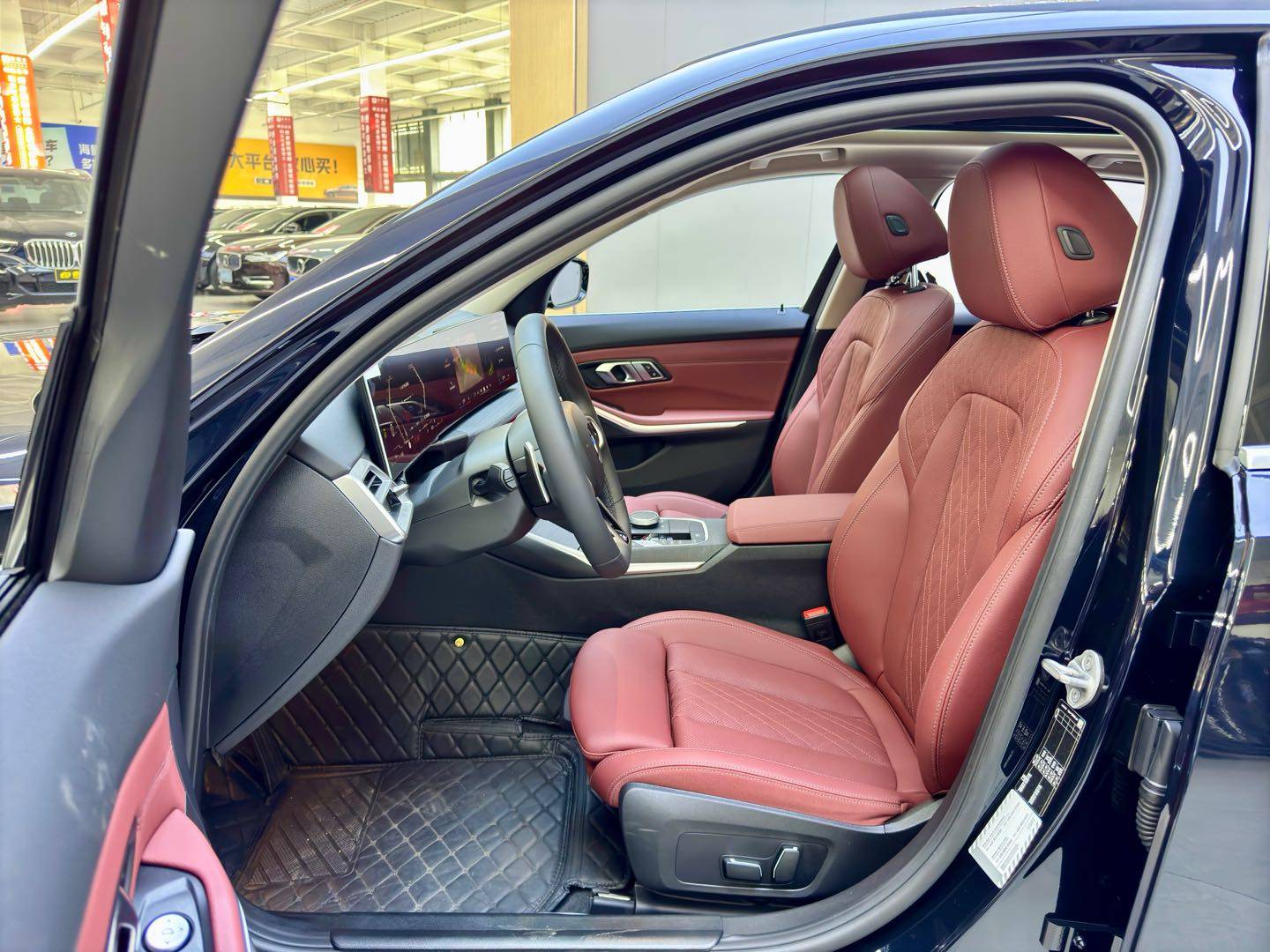 مستعمل BMW 2025 3 Series 325Li xDrive M Sport Package