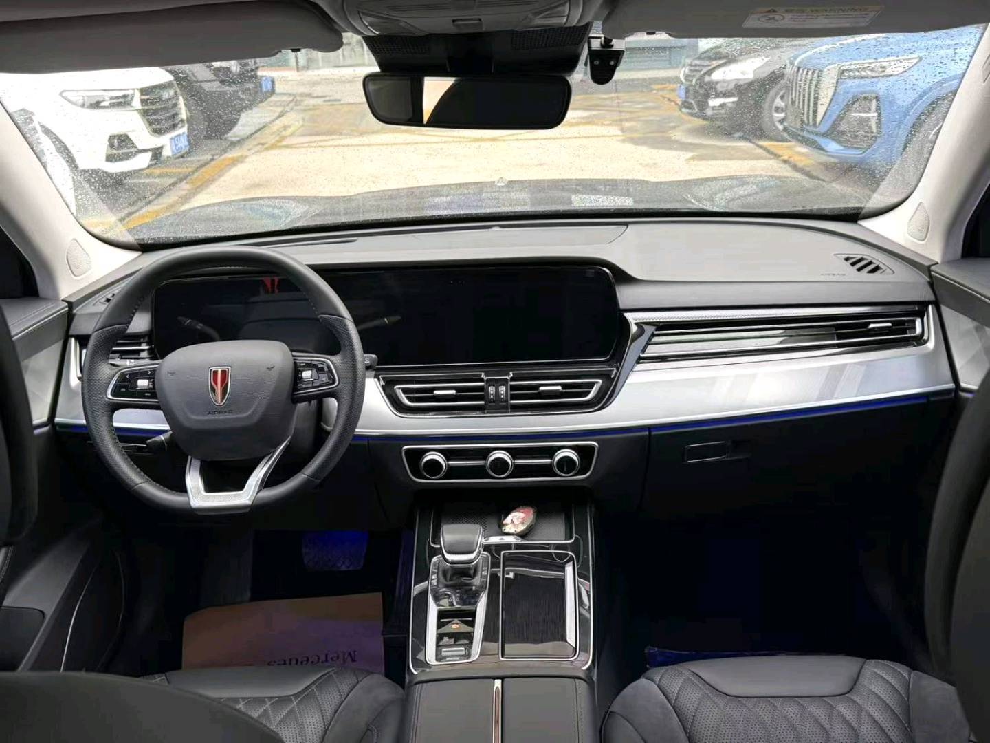 Hong Qi 2023 HS5 Upgraded 2.0T Zhilian Flag Enjoyment Edition