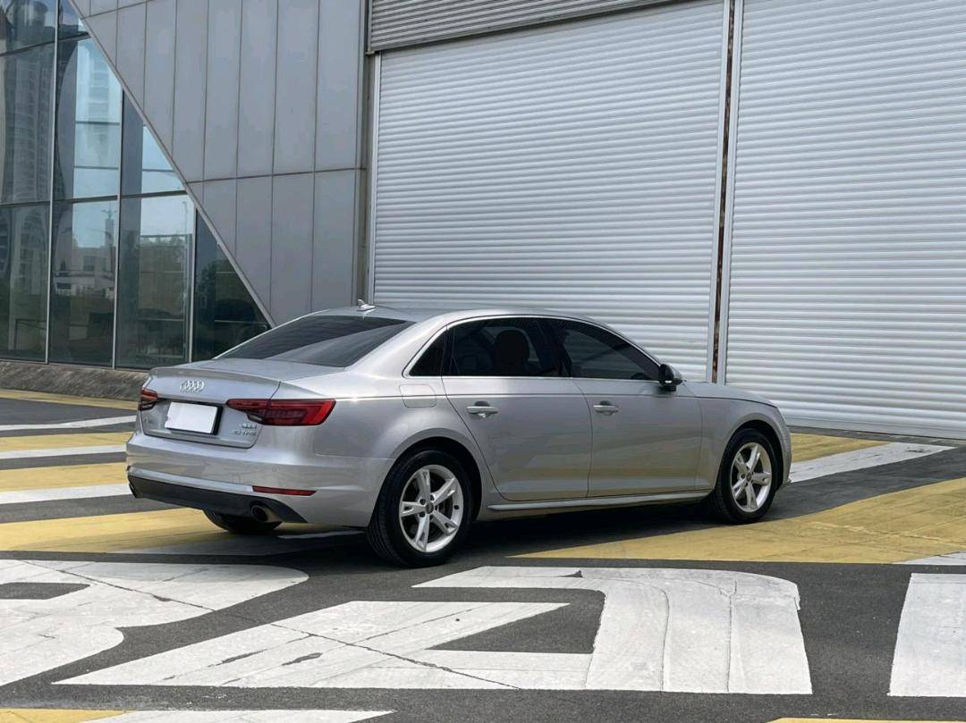 مستعمل Audi 2017 A4L 40 TFSI Fashion Dynamic Type