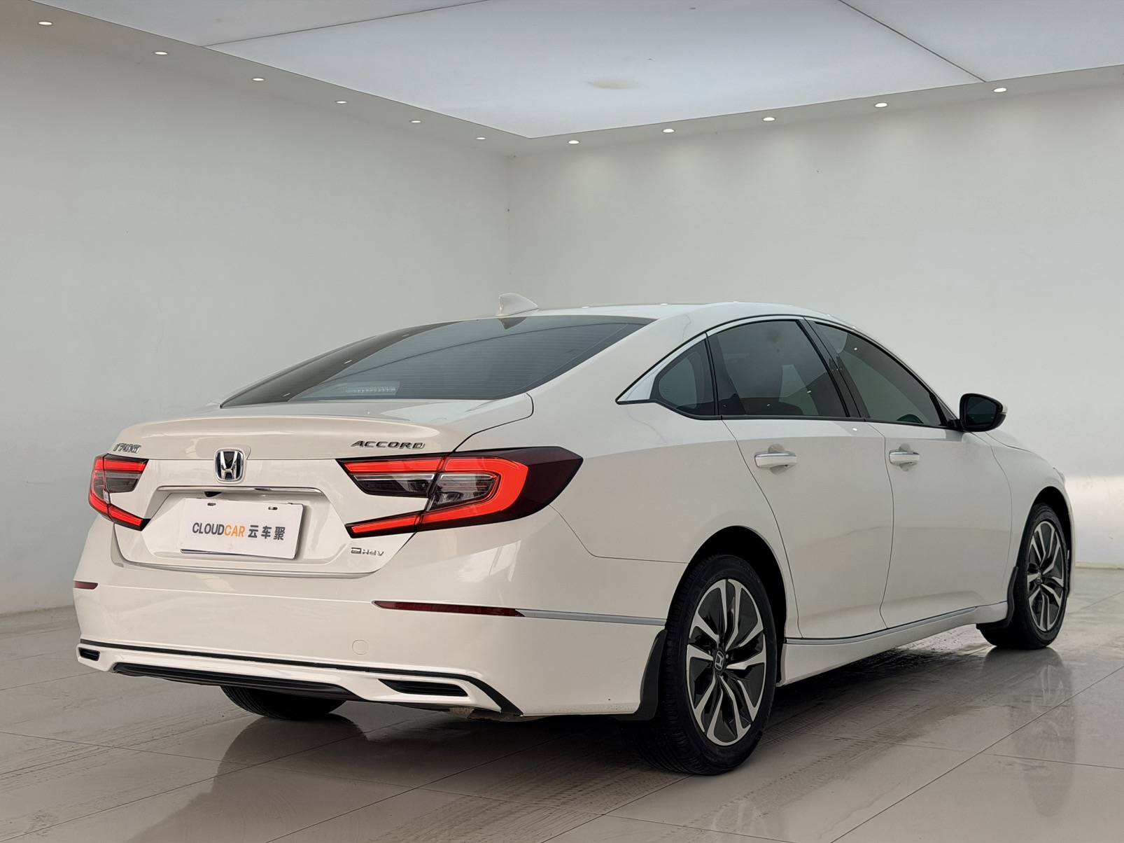 HONDA 2022 ACCORD Hybrid 2.0L Sharp Collar Edition