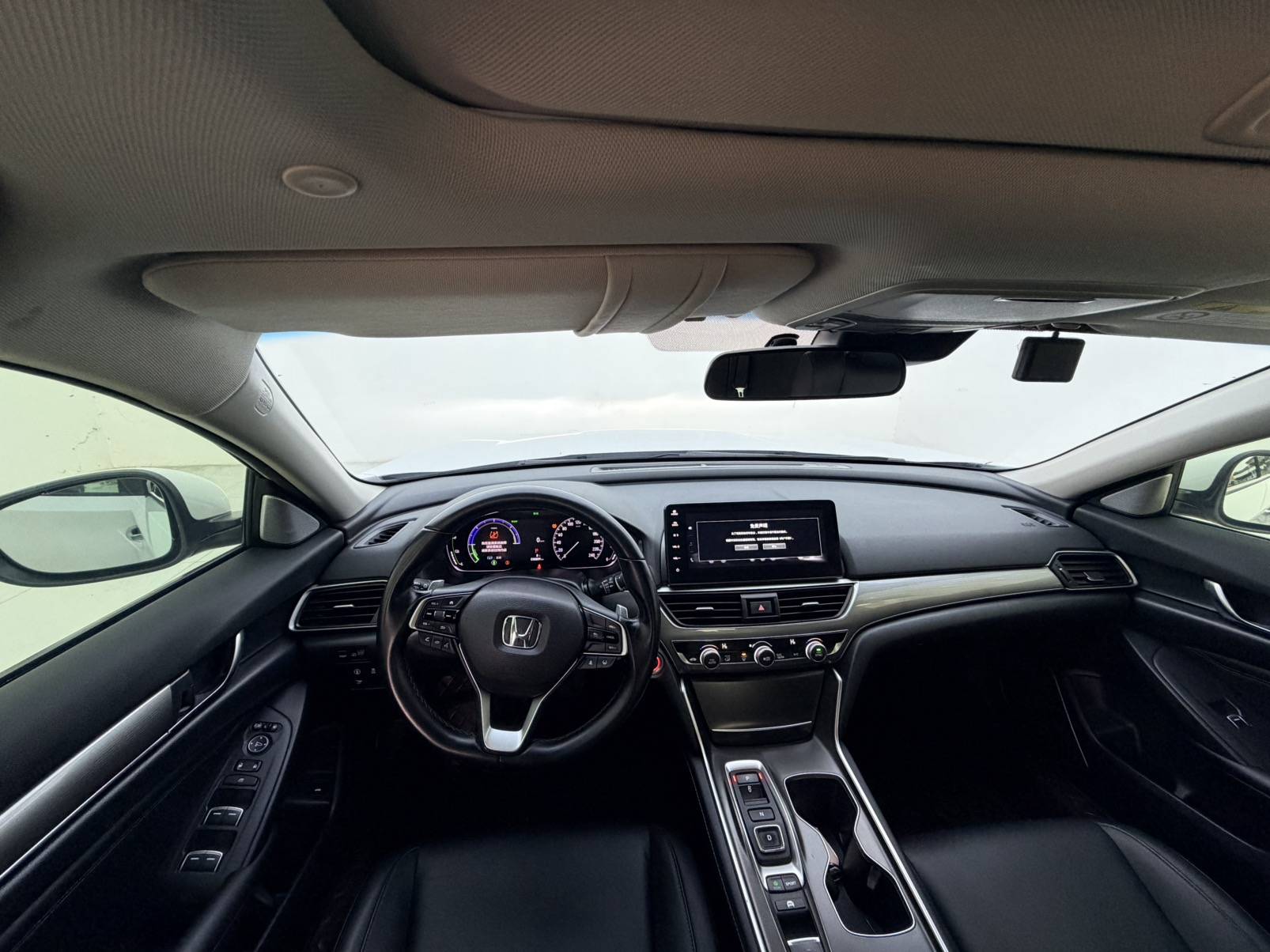 مستعمل HONDA 2022 ACCORD Hybrid 2.0L Sharp Collar Edition