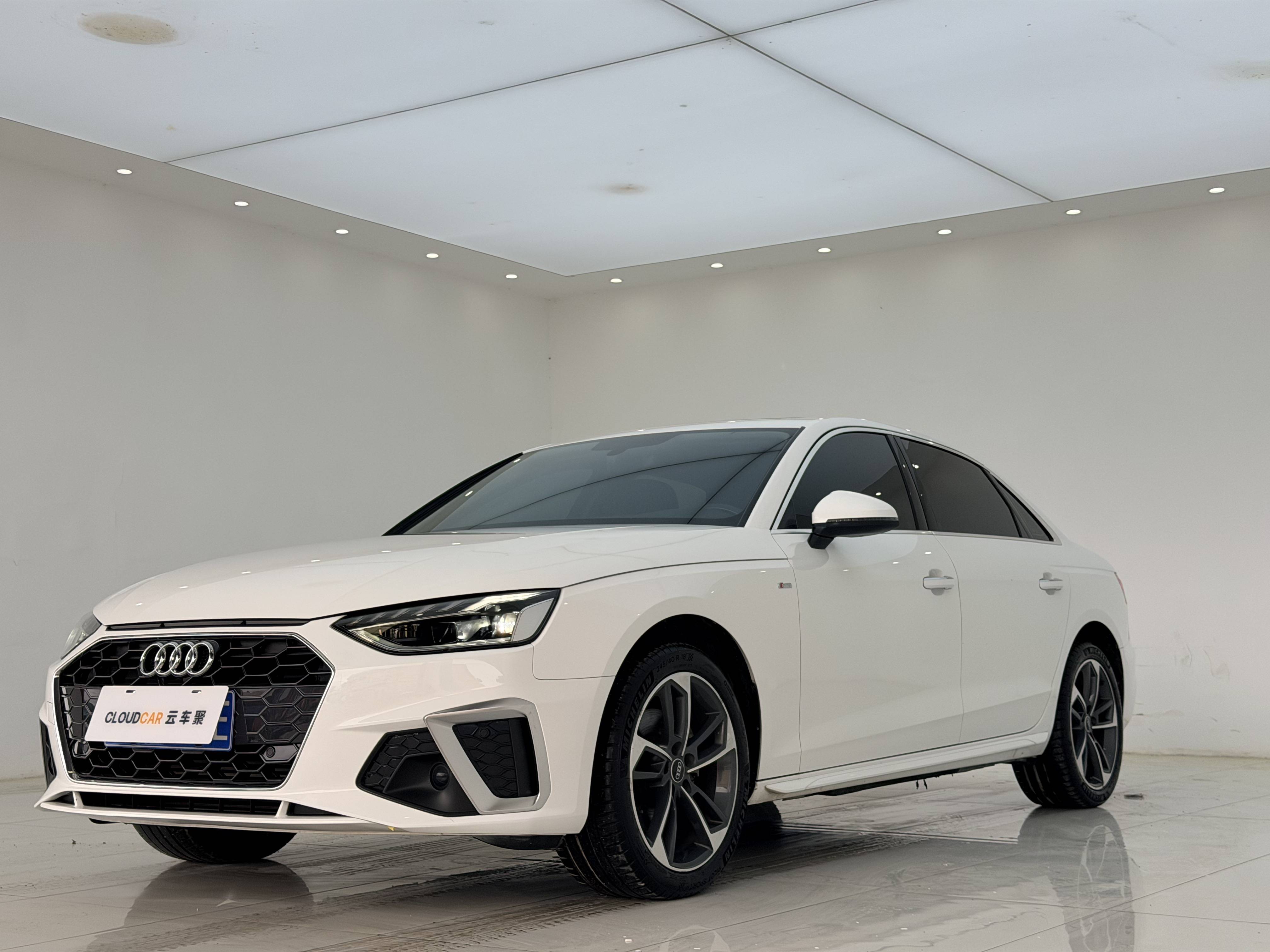 Audi 2022 A4L 40 TFSI Fashion Dynamic Type سيارة مستعملة