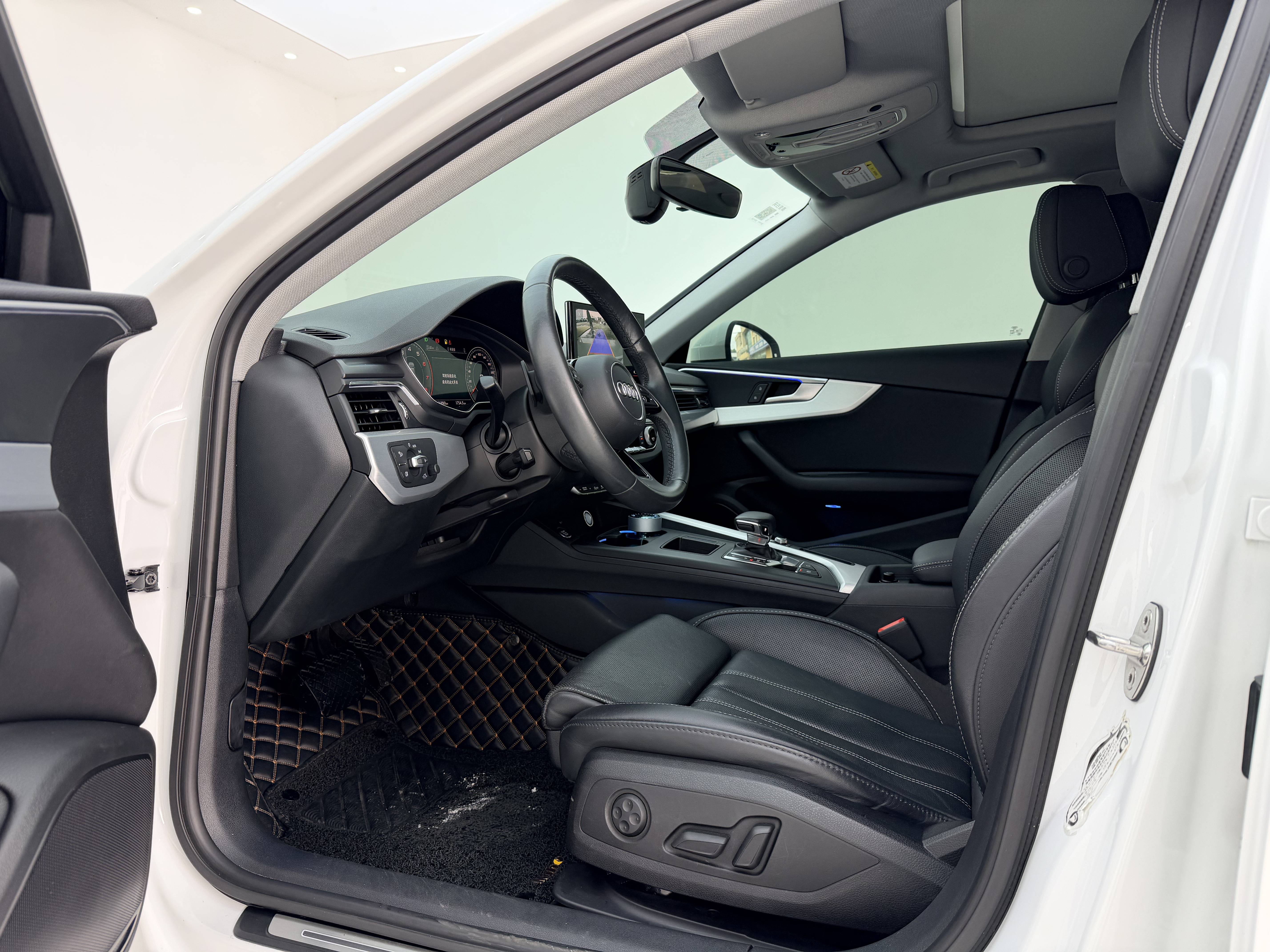 مستعمل Audi 2022 A4L 40 TFSI Fashion Dynamic Type