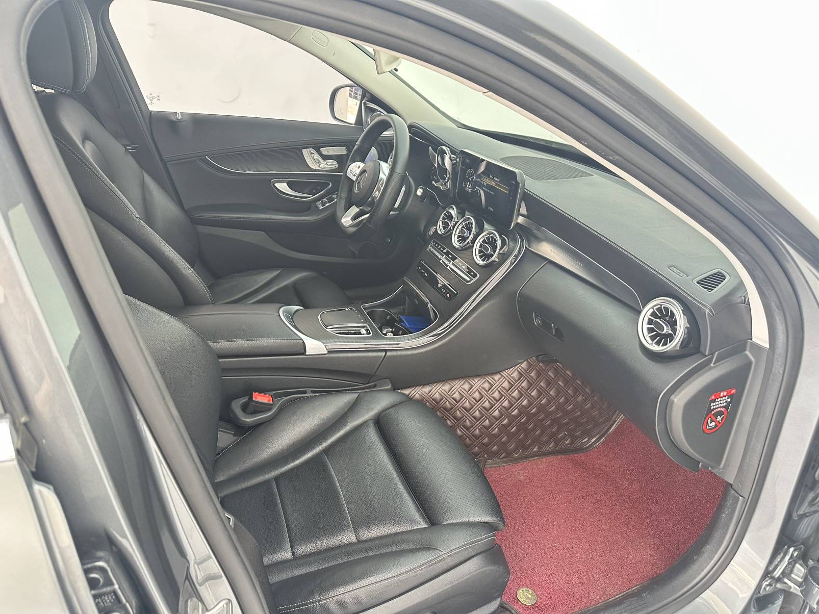 مستعمل Benz 2020 C Class C 260 L