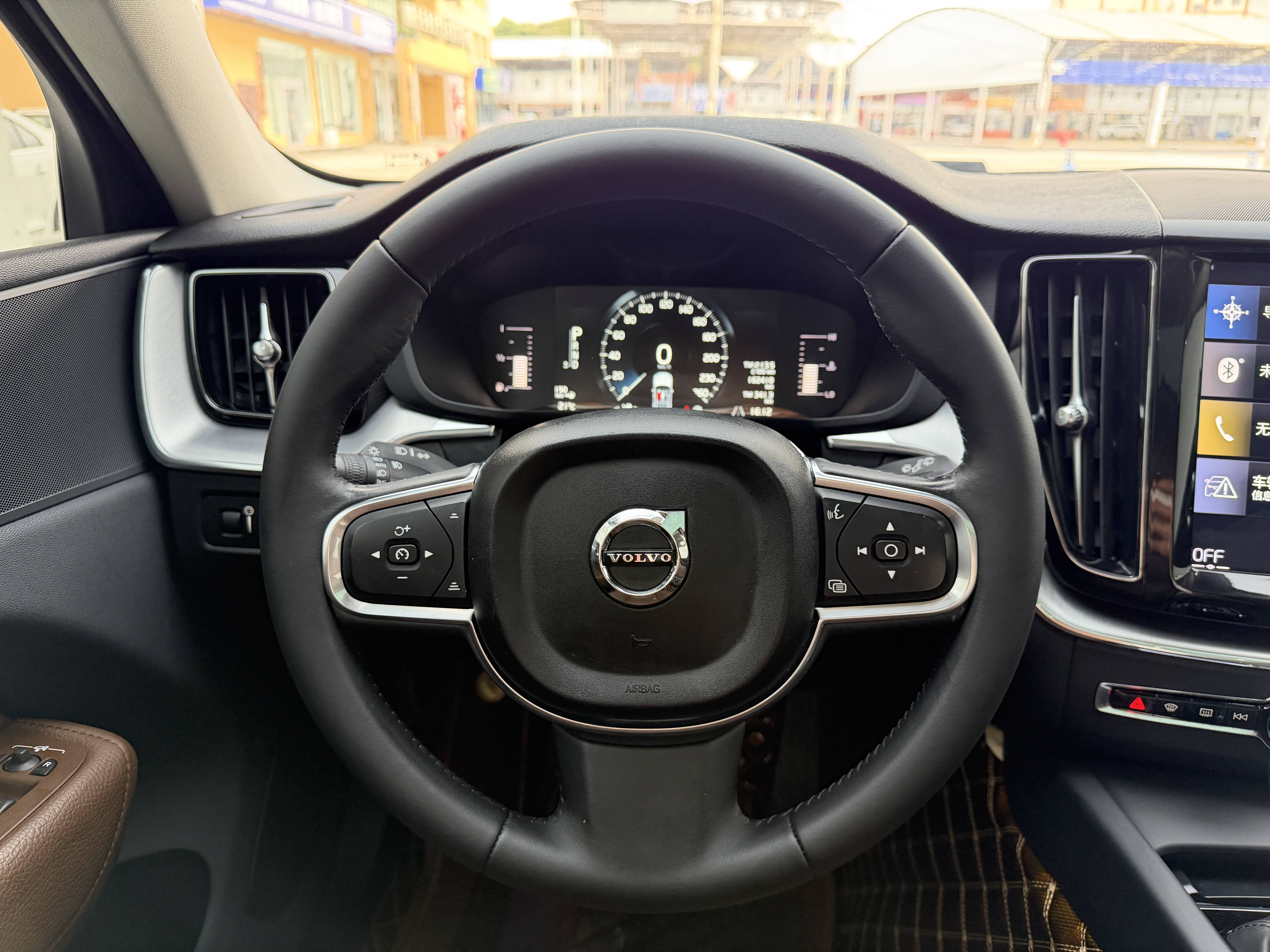 مستعمل VOLVO China 2019 XC60 T5 AWD Smart Remote Edition