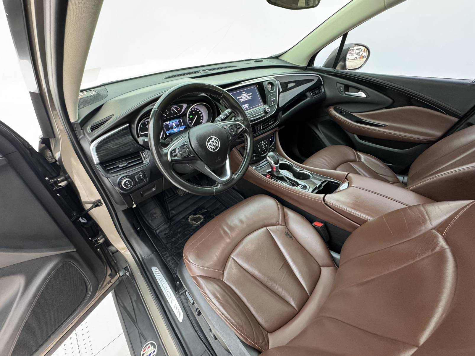 مستعمل Buick 2018 ENVISION 20T four-wheel drive elite model