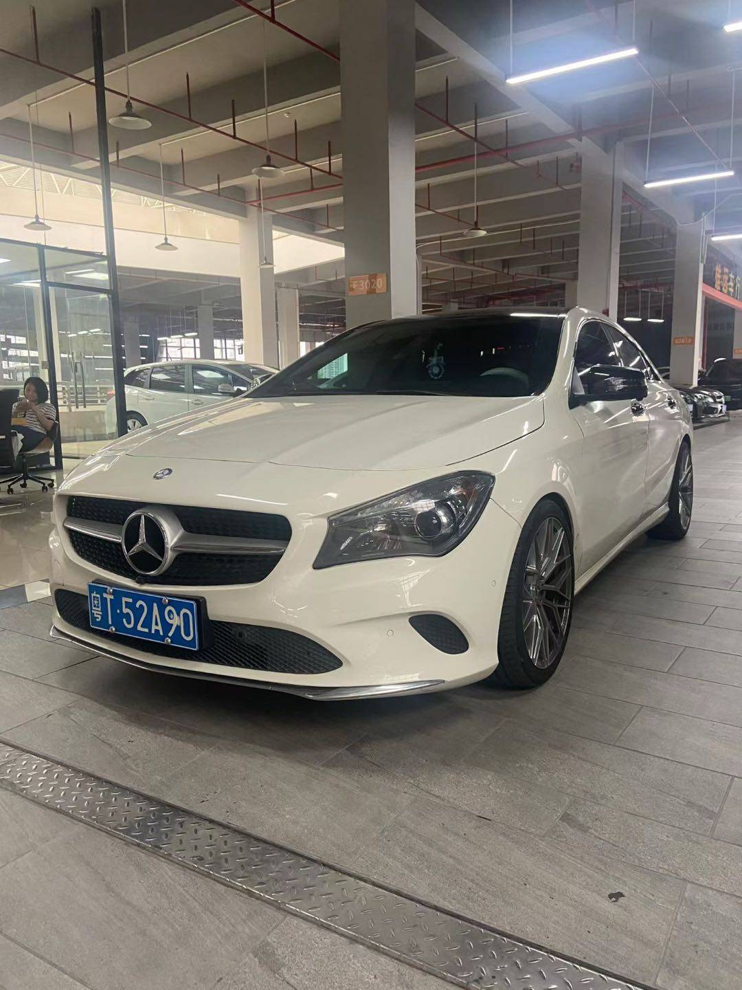 Benz 2017 C Class C 200 L Sport