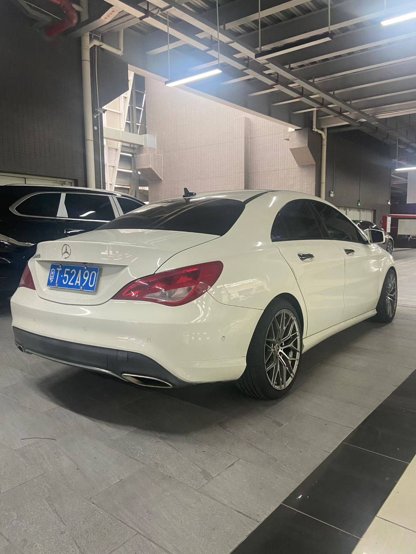 مستعمل Benz 2017 C Class C 200 L Sport