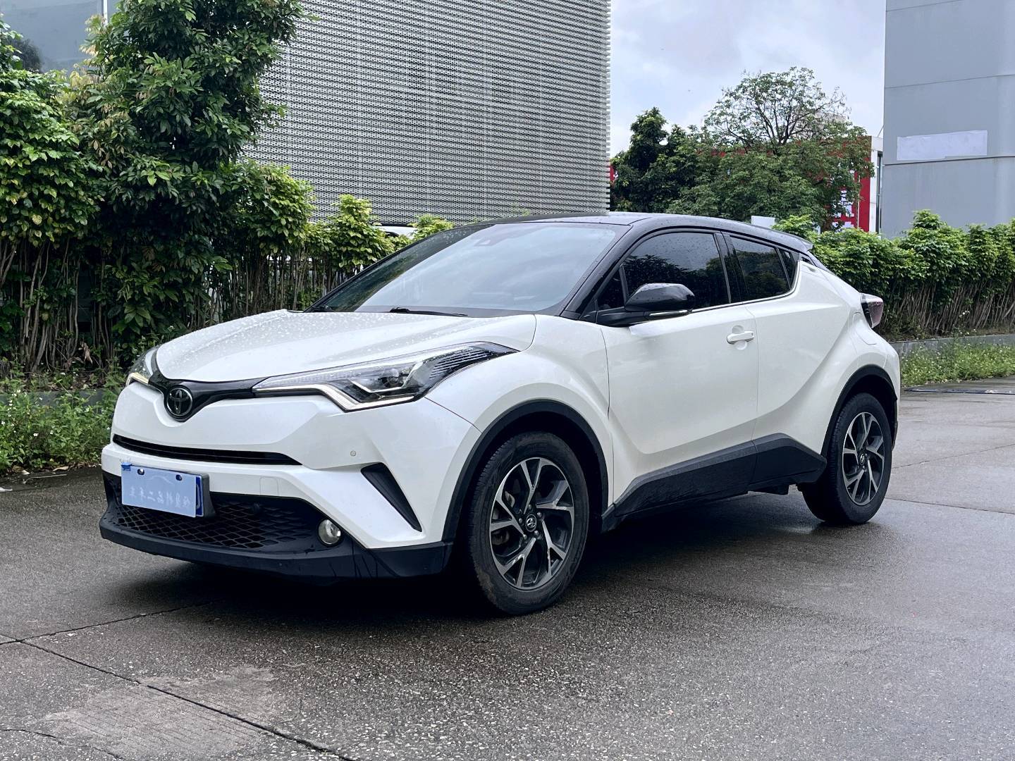Toyota 2020 C-HR 2.0L Luxury Edition National VI