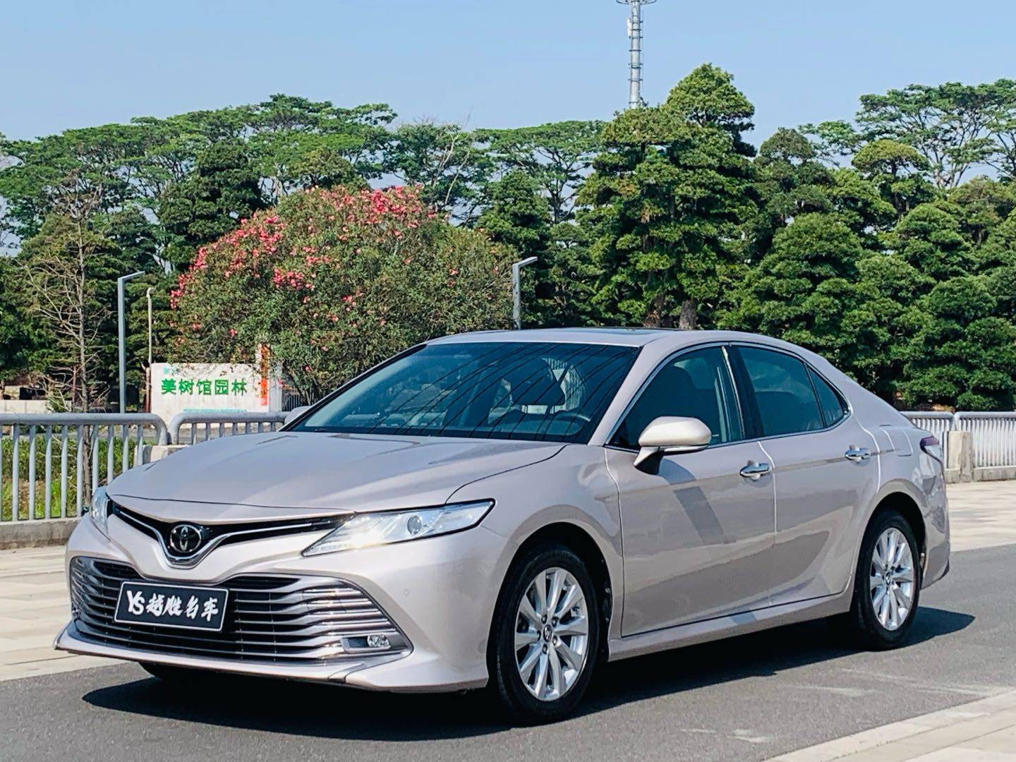 Toyota 2019 CAMRY 2.0G Luxury Edition سيارة مستعملة