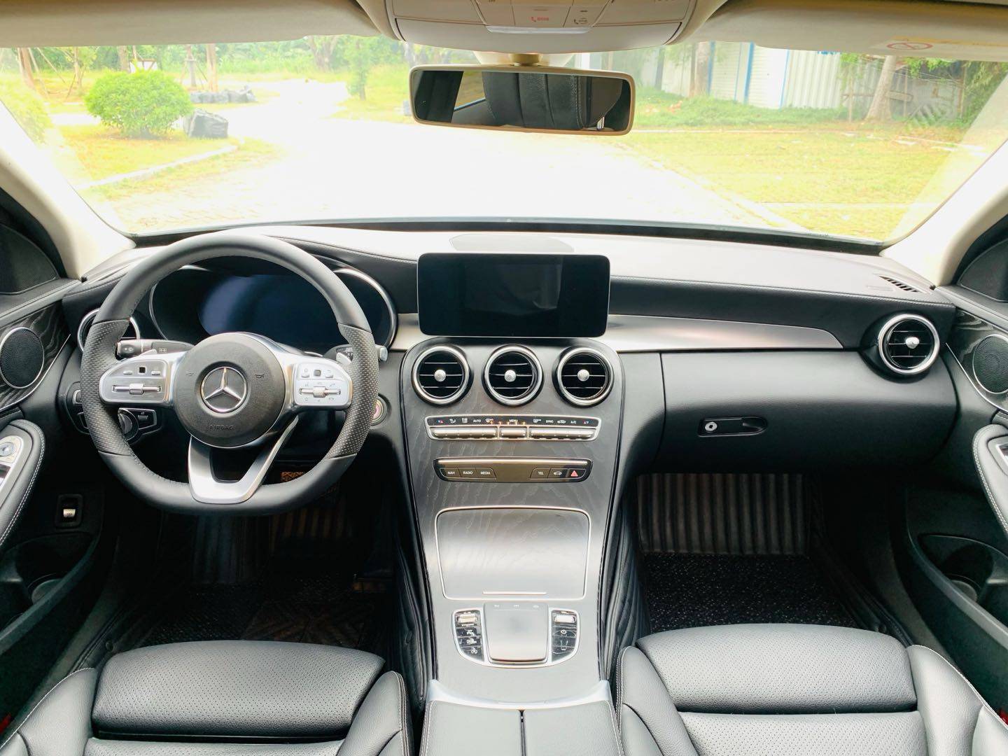 مستعمل Benz 2020 C Class Revised C 260 L Sport Edition