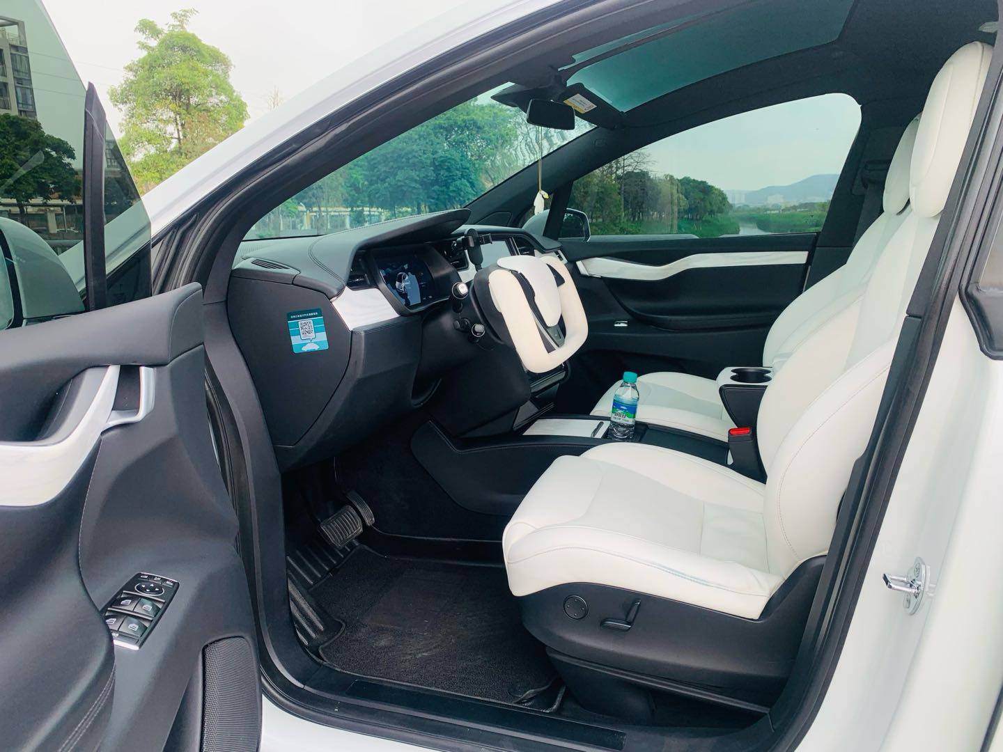 TESLA 2016 Model X Model X 75D