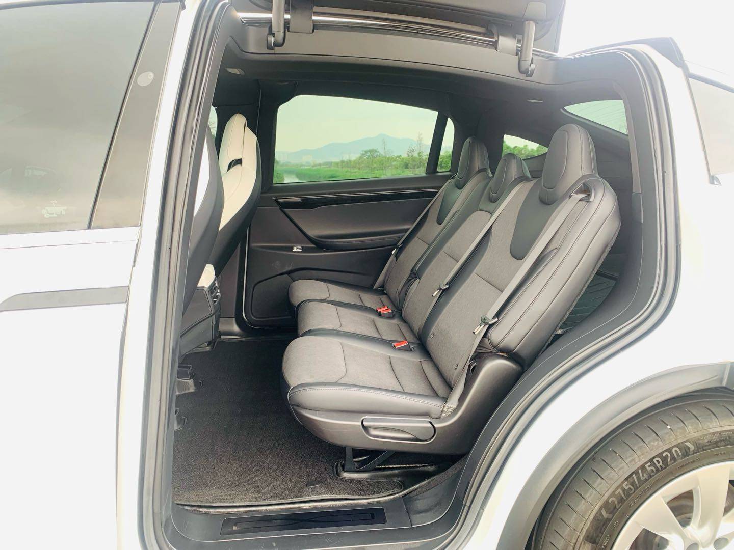 TESLA 2016 Model X Model X 75D