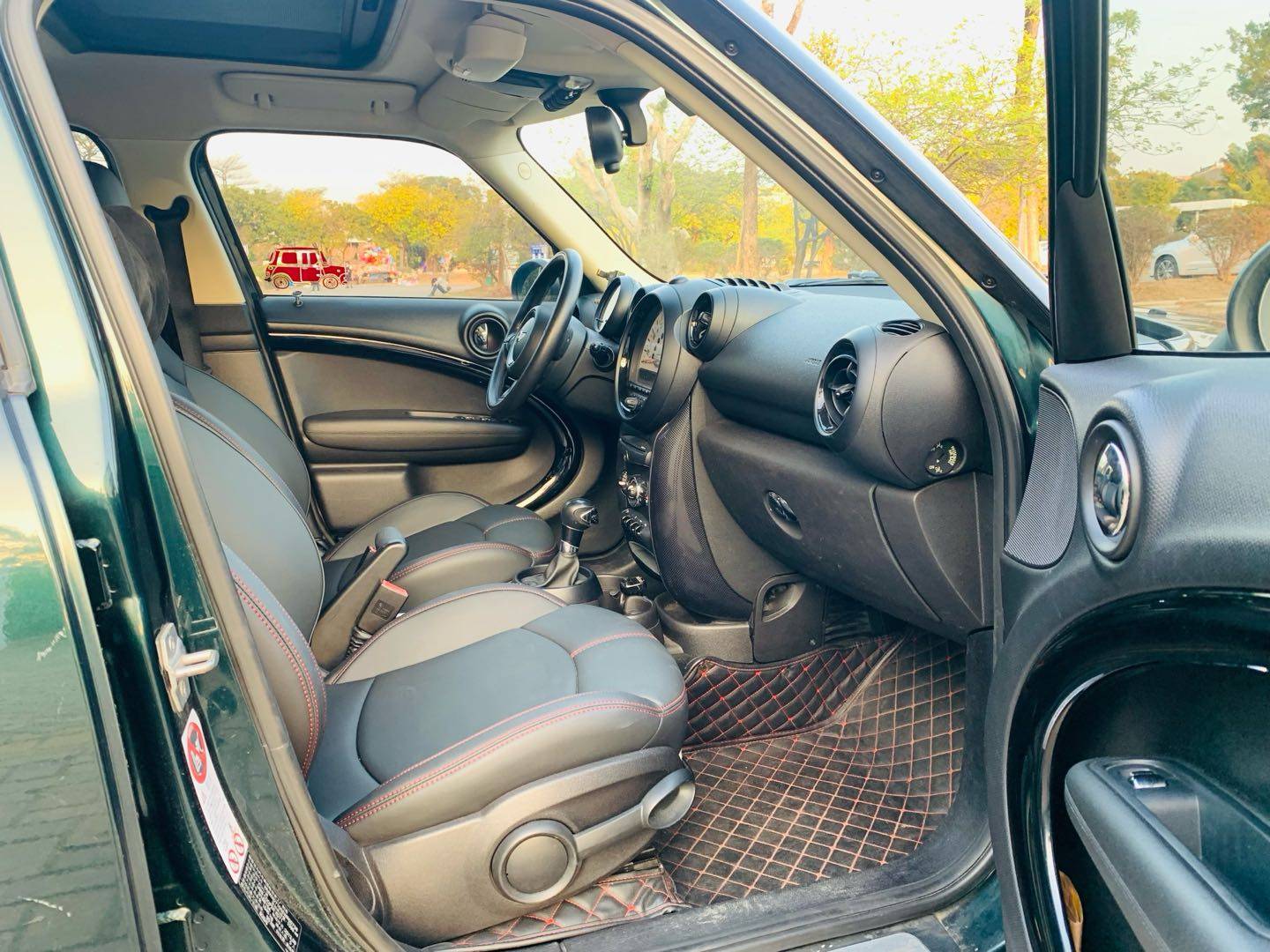 MINI 2013 COUNTRYMAN  1.6T COOPER ALL4 Fun