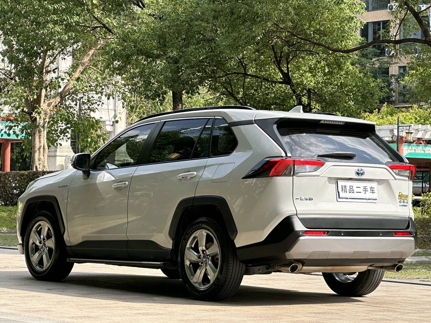 مستعمل Toyota 2021 RAV4 Dual engine 2.5L E-CVT two wheel drive elite version