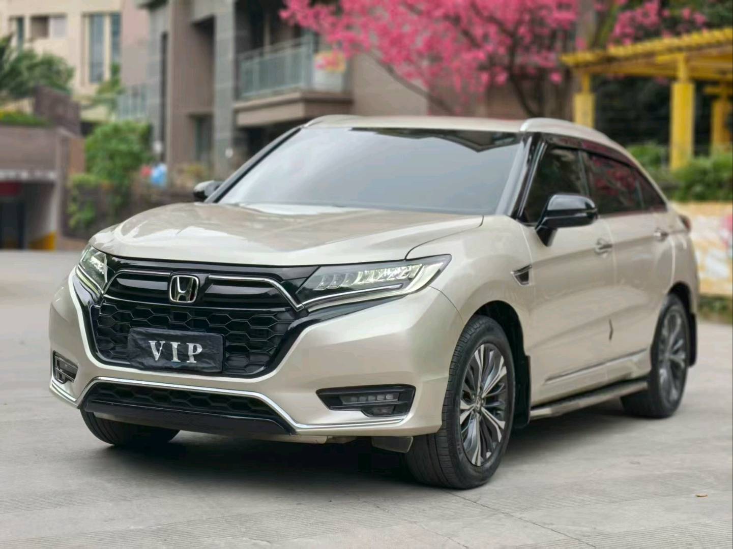HONDA UR-V 2020 370TURBO 2WD Zunya Edition سيارة مستعملة