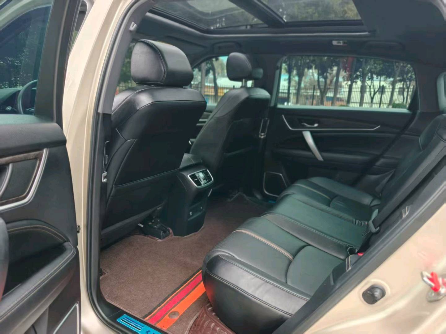 مستعمل HONDA UR-V 2020 370TURBO 2WD Zunya Edition