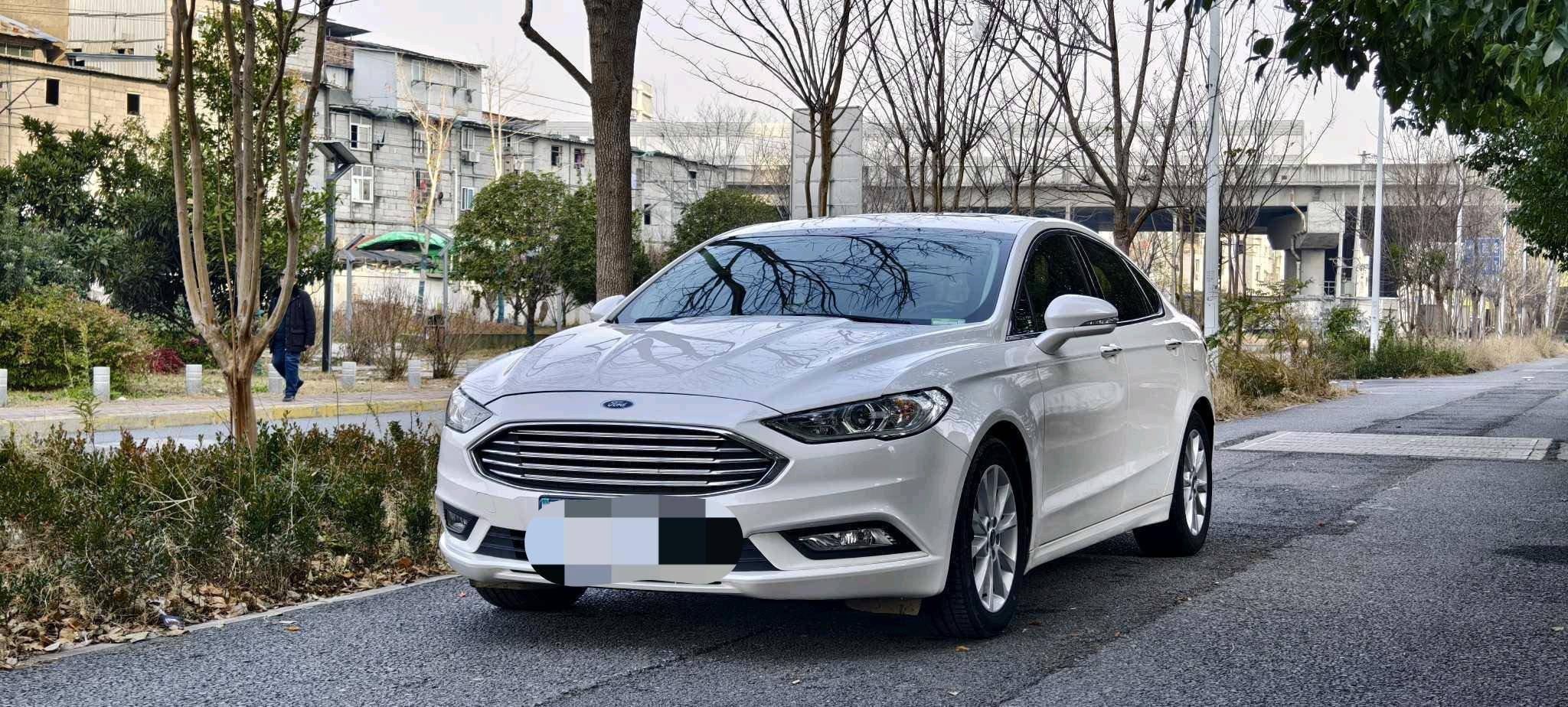 Ford Mondeo‌ 2018 EcoBoost 180 Intelligent Control Fashion Type National V سيارة مستعملة