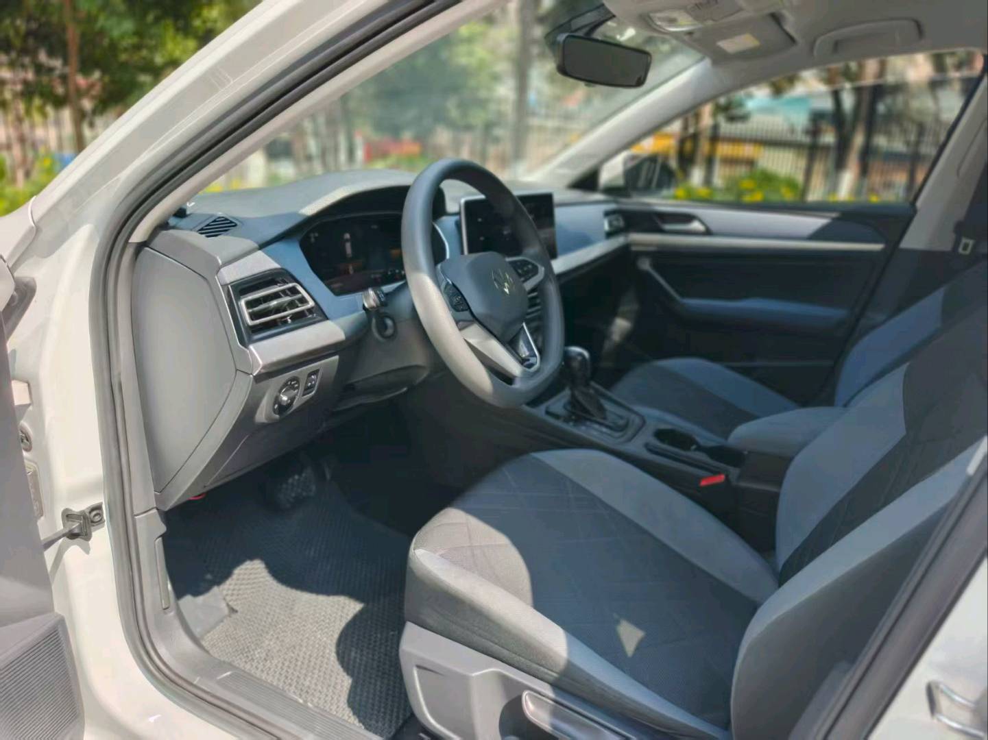 Used Volkswagen Lavida 2024 1.5L Automatic Deyi Edition