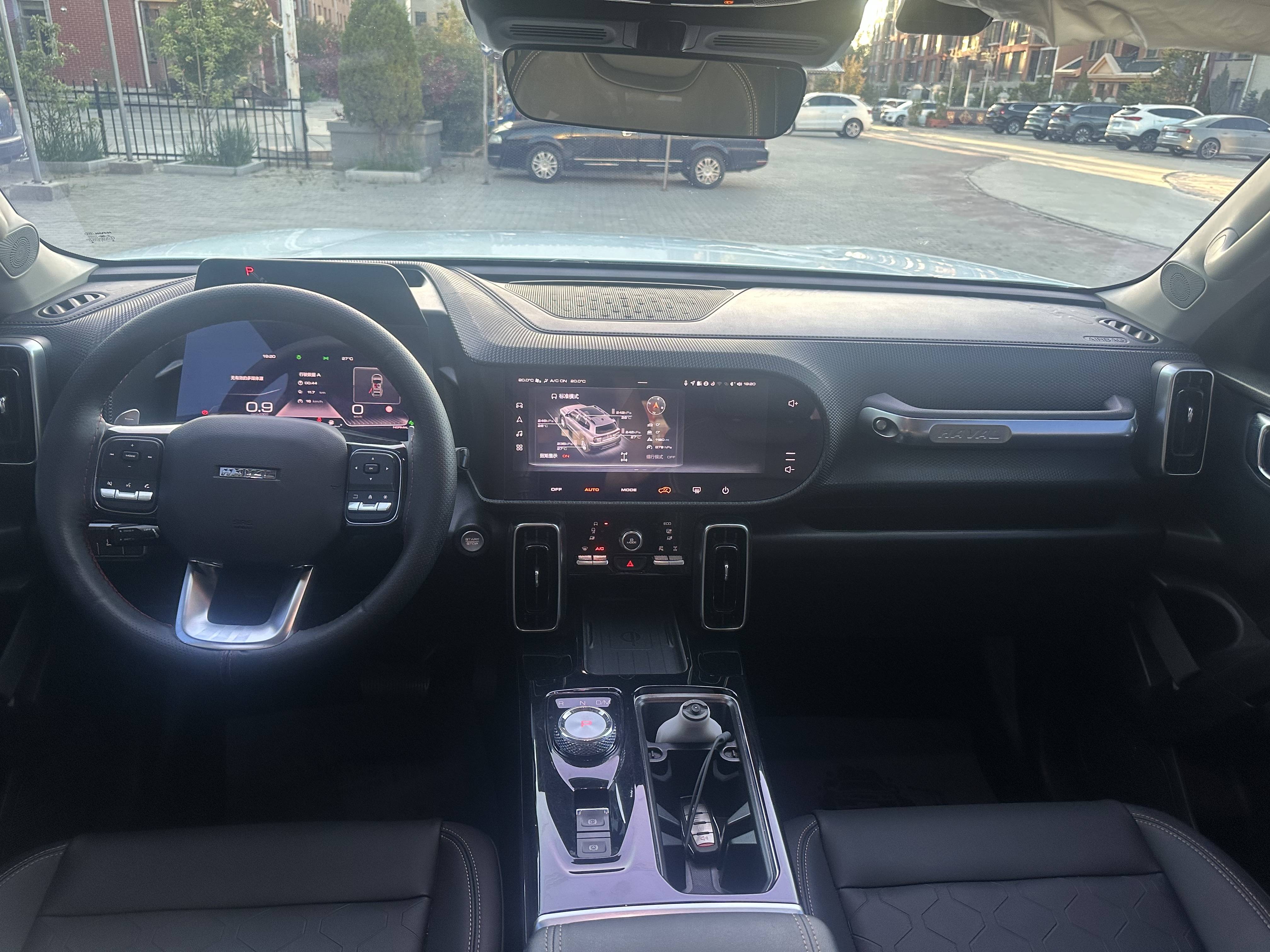 مستعمل HAVAL DARGO 2022 2.0T DCT 4WD Chinese Rural Dog Edition
