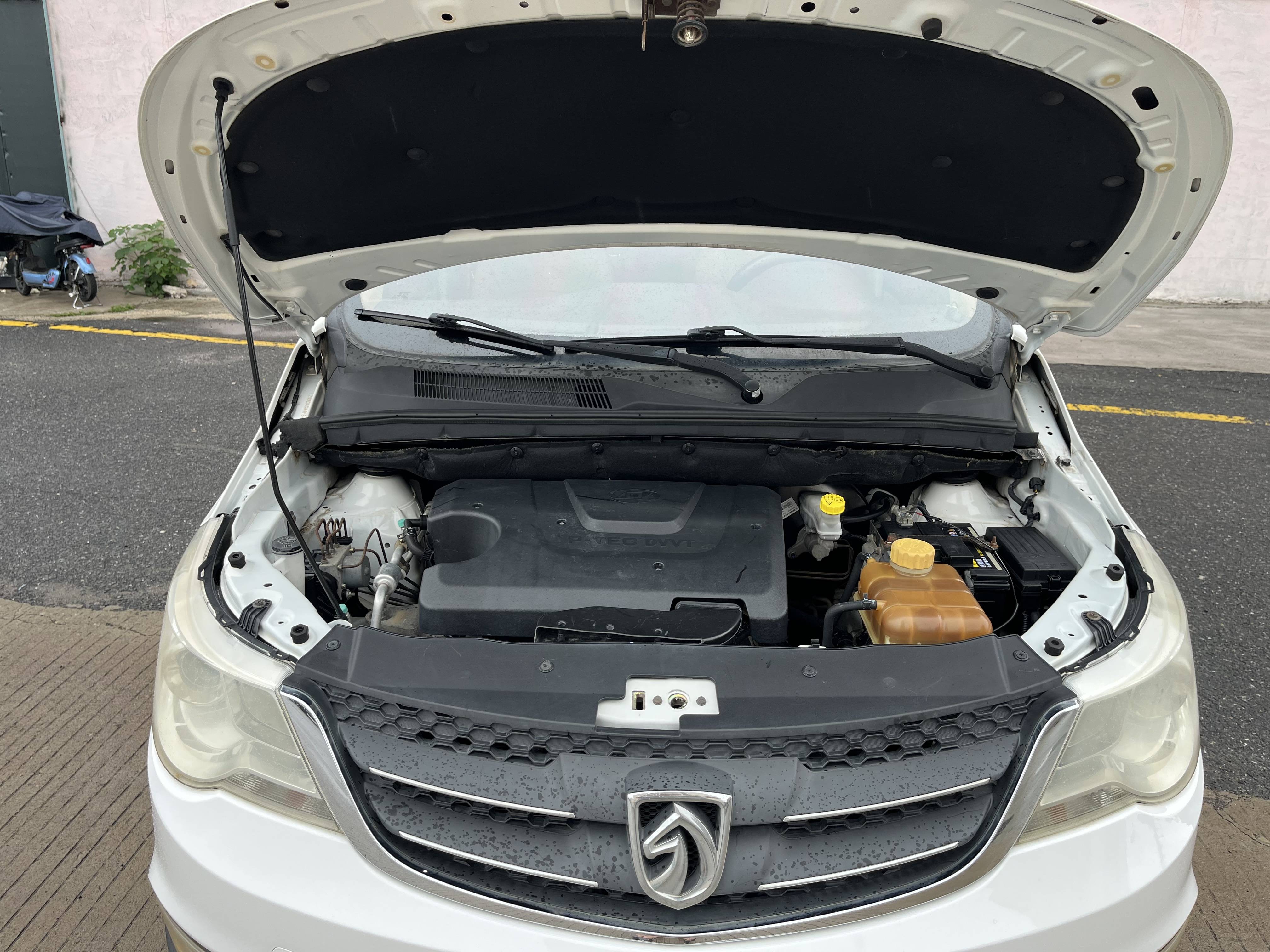 二手BAOJUN 730 2014 1.5L Manual Standard 7-seater