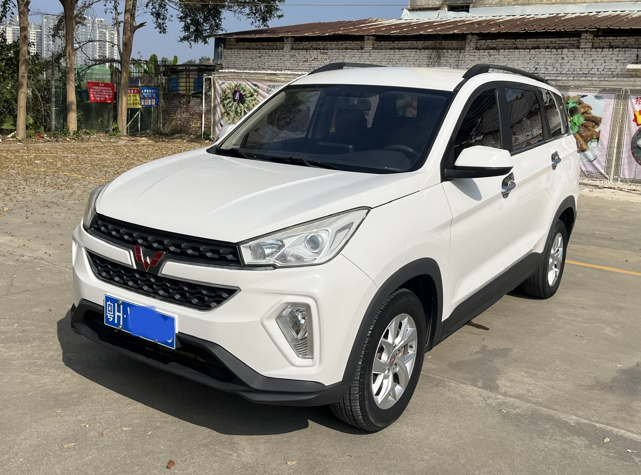 Wuling Hongguang S3 2019 1.5T Manual Comfort Type National V Подержанный автомобиль