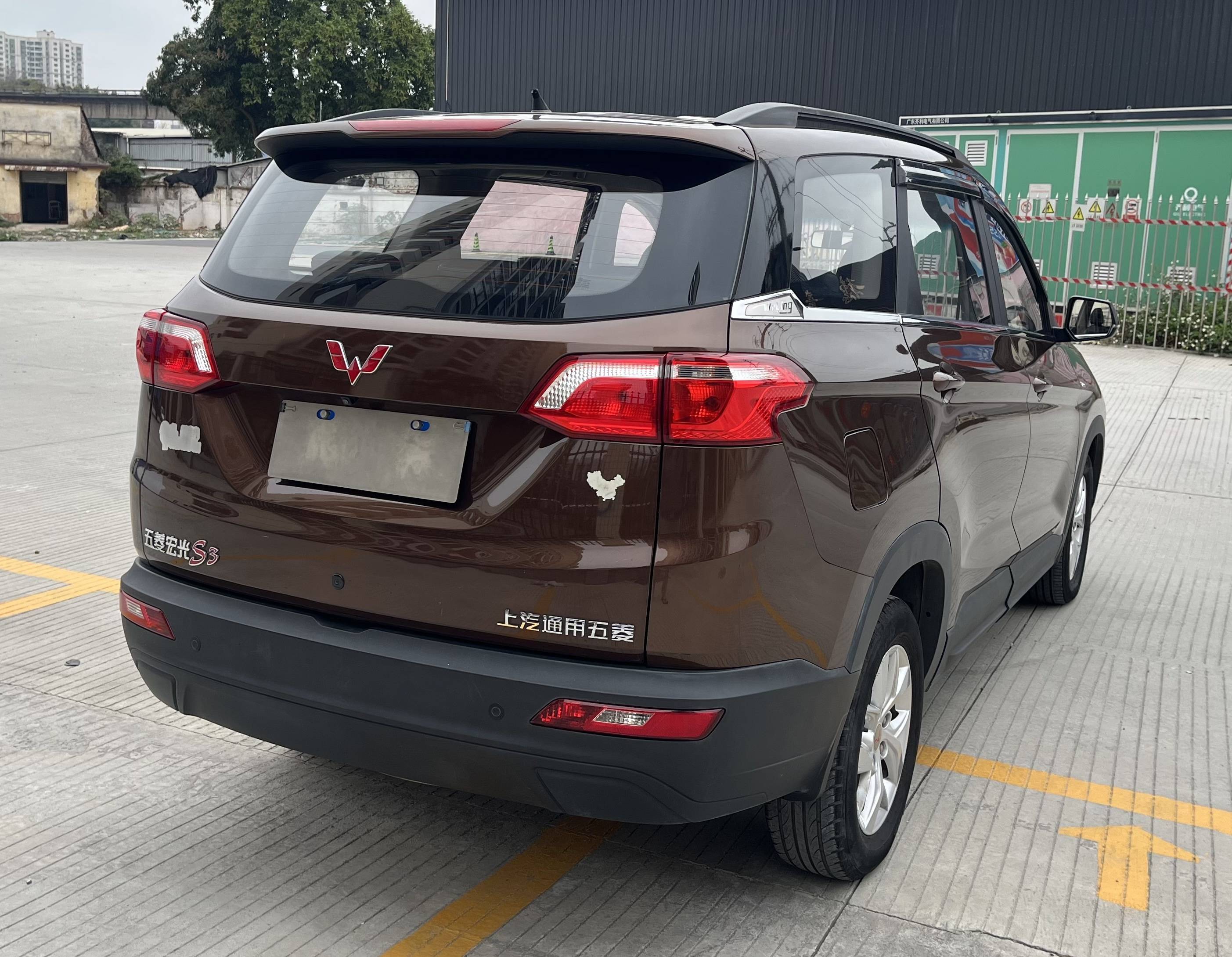 Подержанный Wuling Hongguang S3 2018 1.5T Manual Comfort Type National V